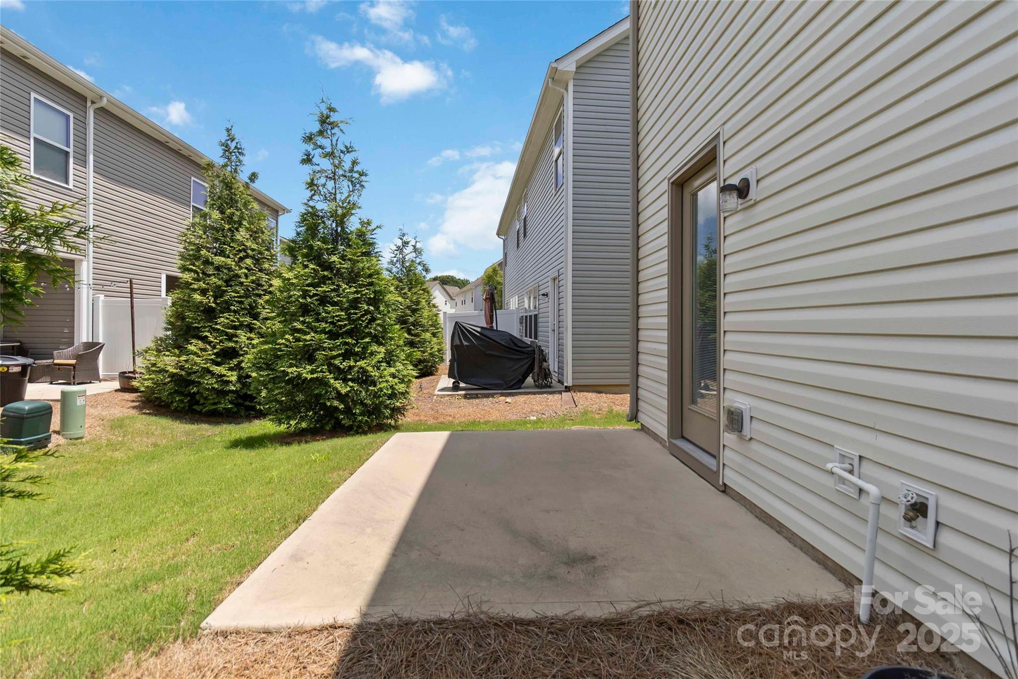 14027 Clayborn Street Property Photo 34