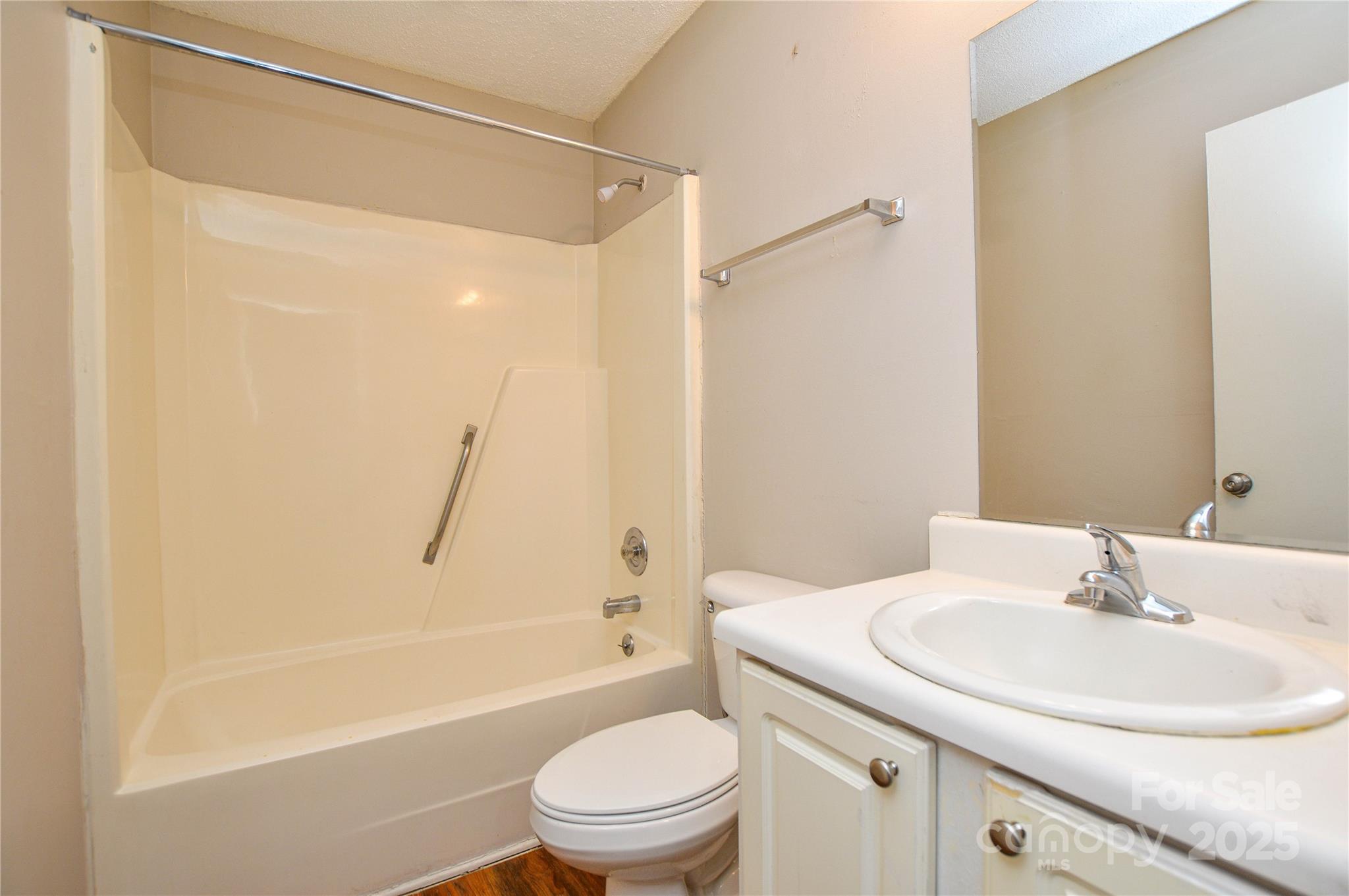 5424 Amado Street Property Photo 18