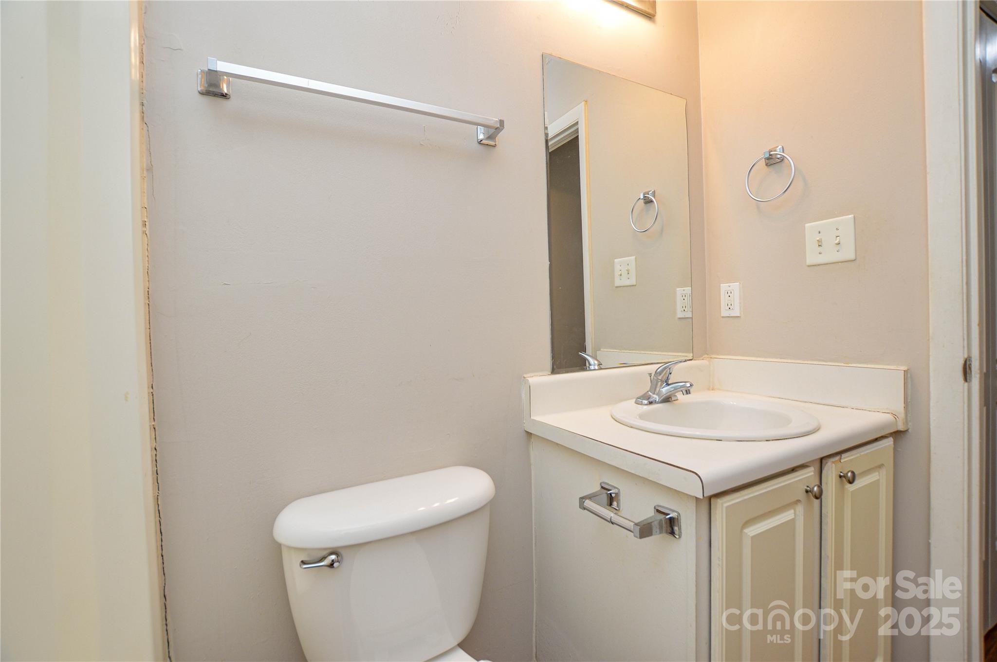5424 Amado Street Property Photo 19