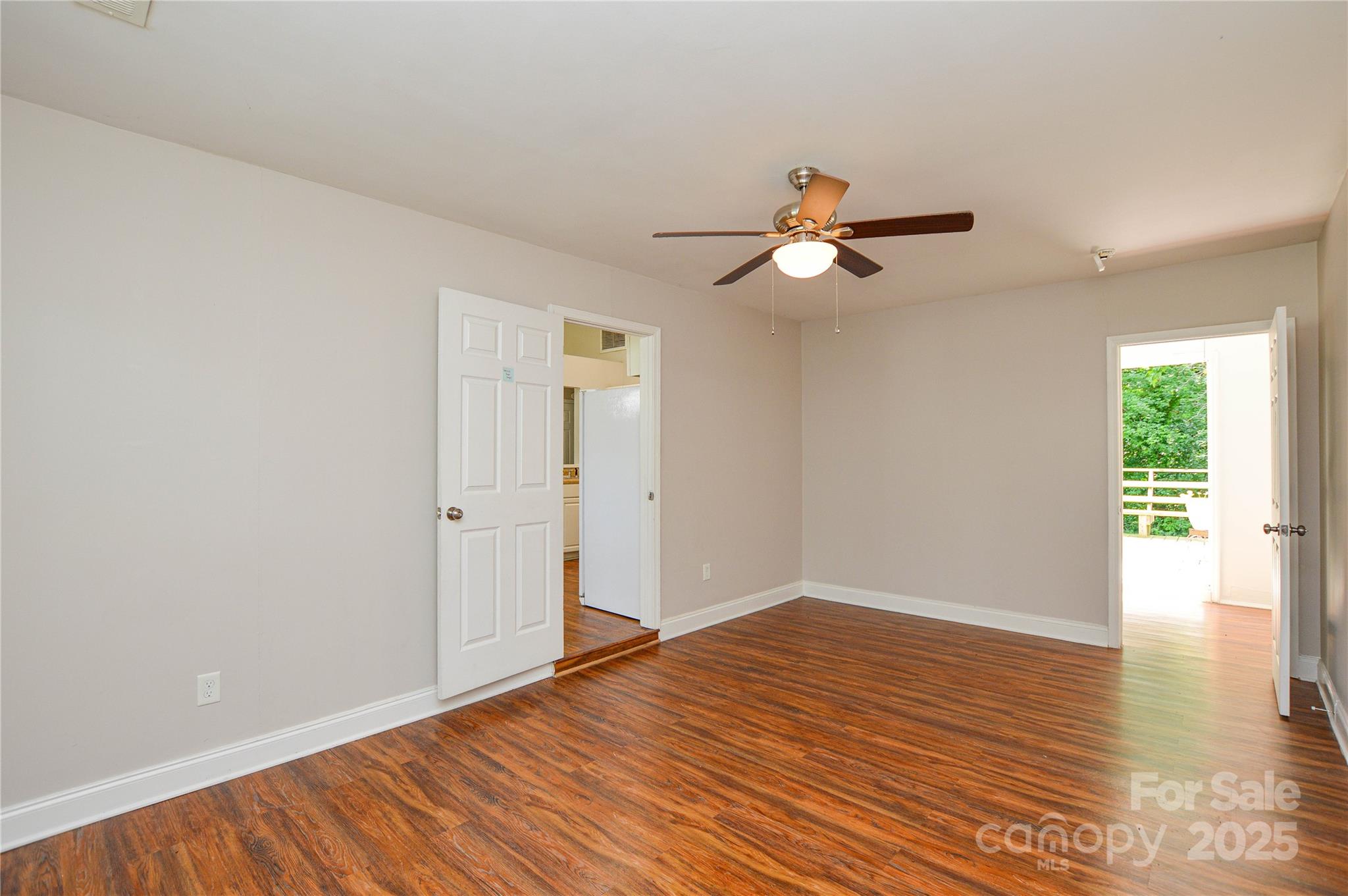 5424 Amado Street Property Photo 22