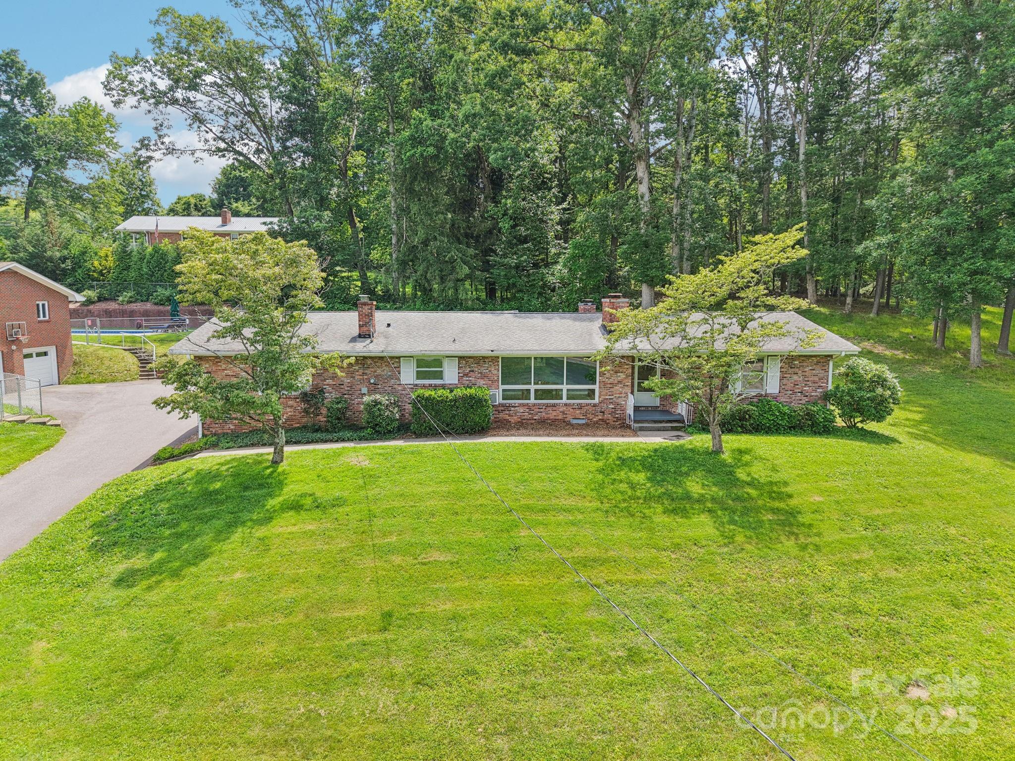318 & 324 Old Leicester Highway Property Photo 24
