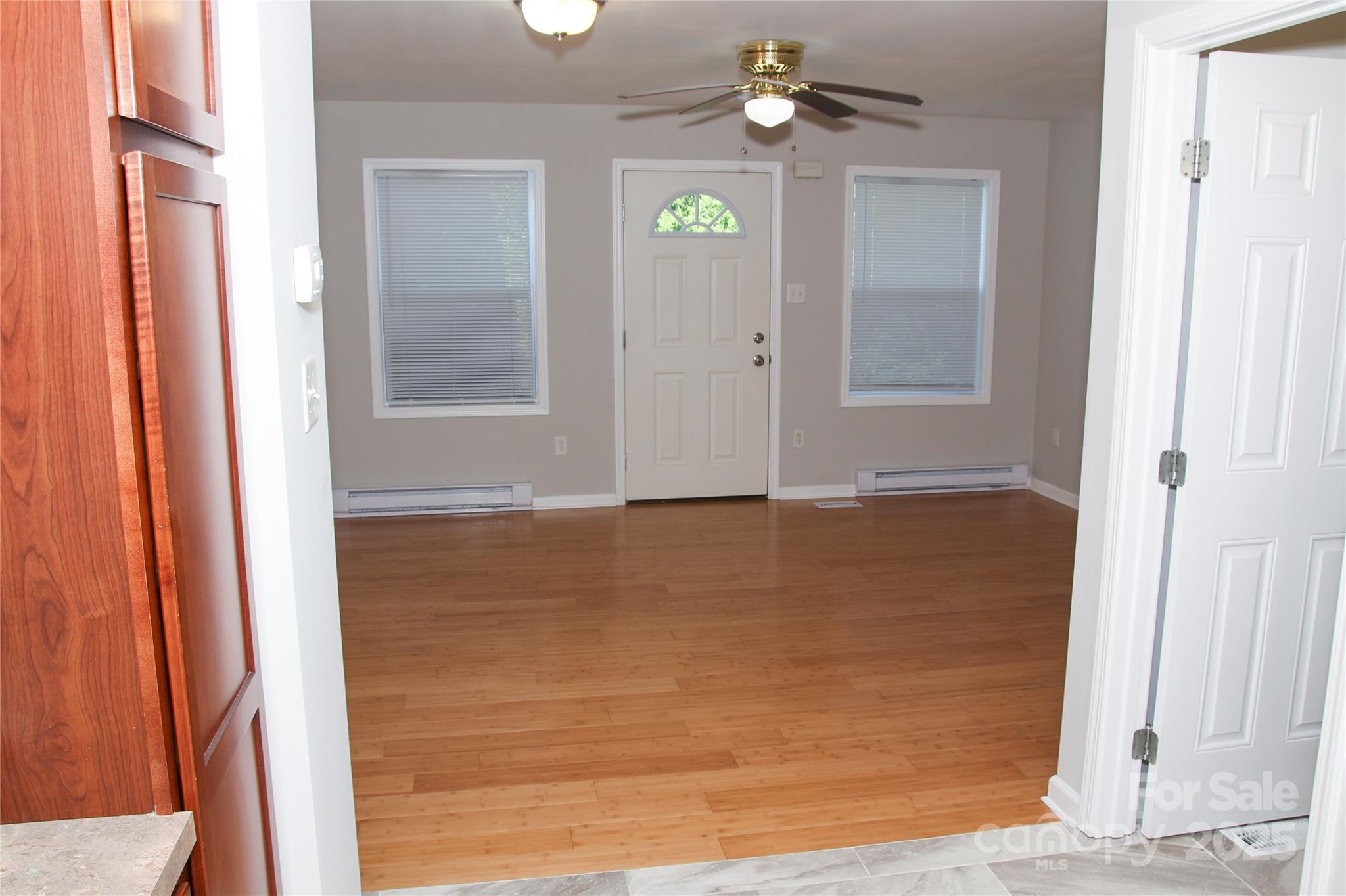 46 Spicewood Road Property Photo 3