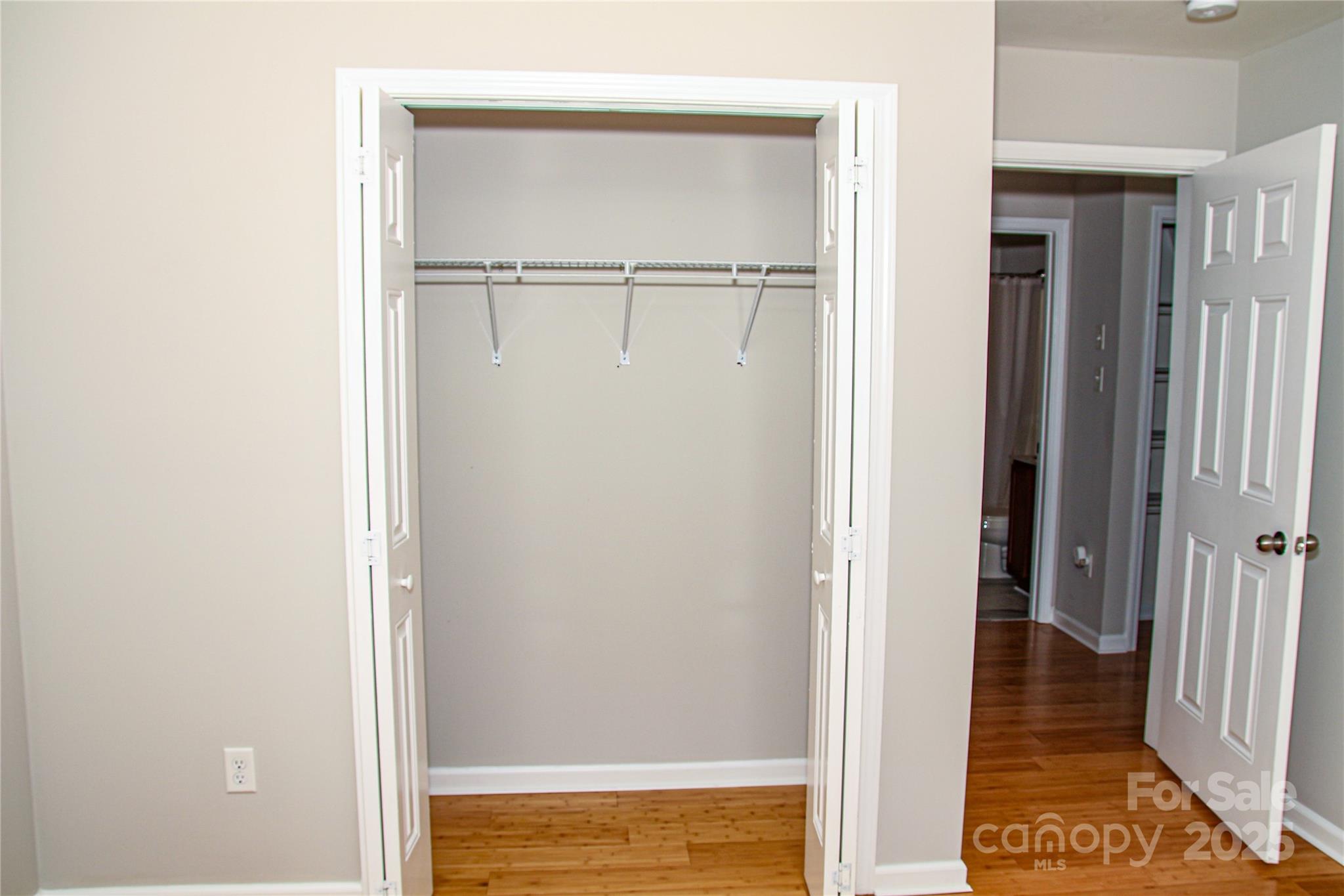 46 Spicewood Road Property Photo 28
