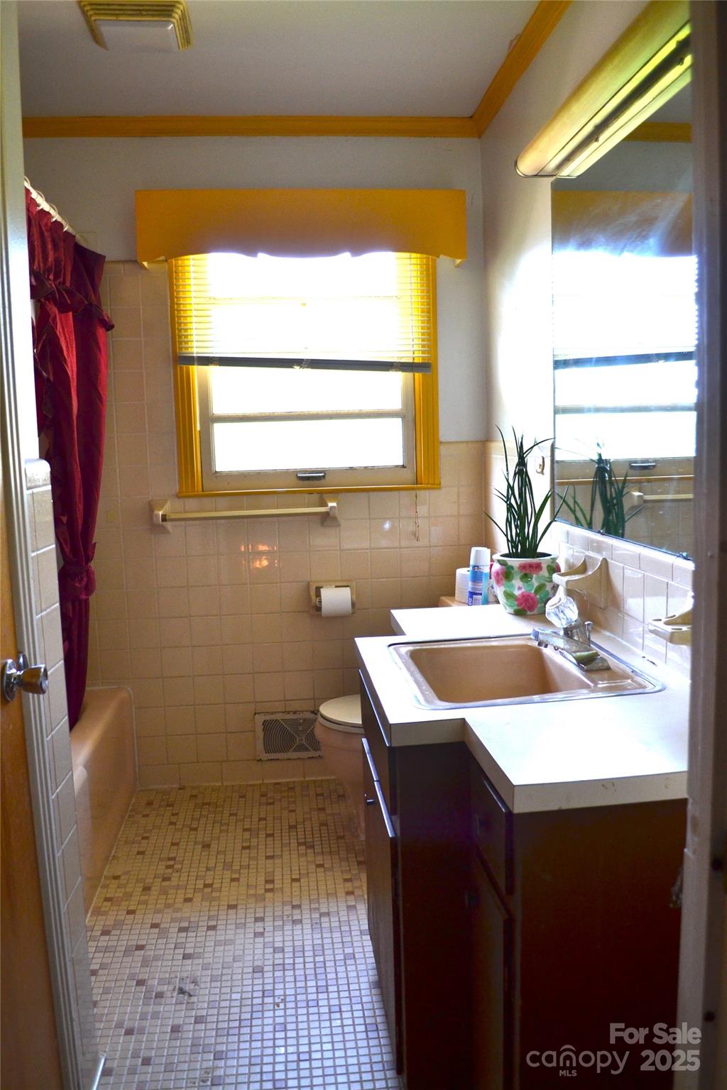 405 Wesley Heights Drive Property Photo 27