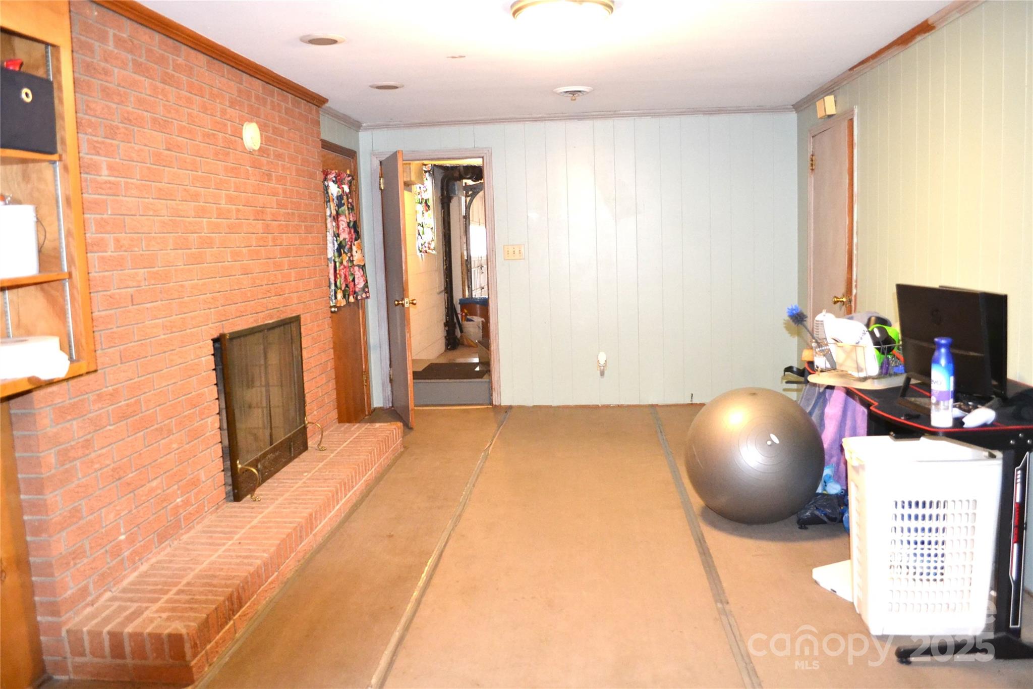 405 Wesley Heights Drive Property Photo 30