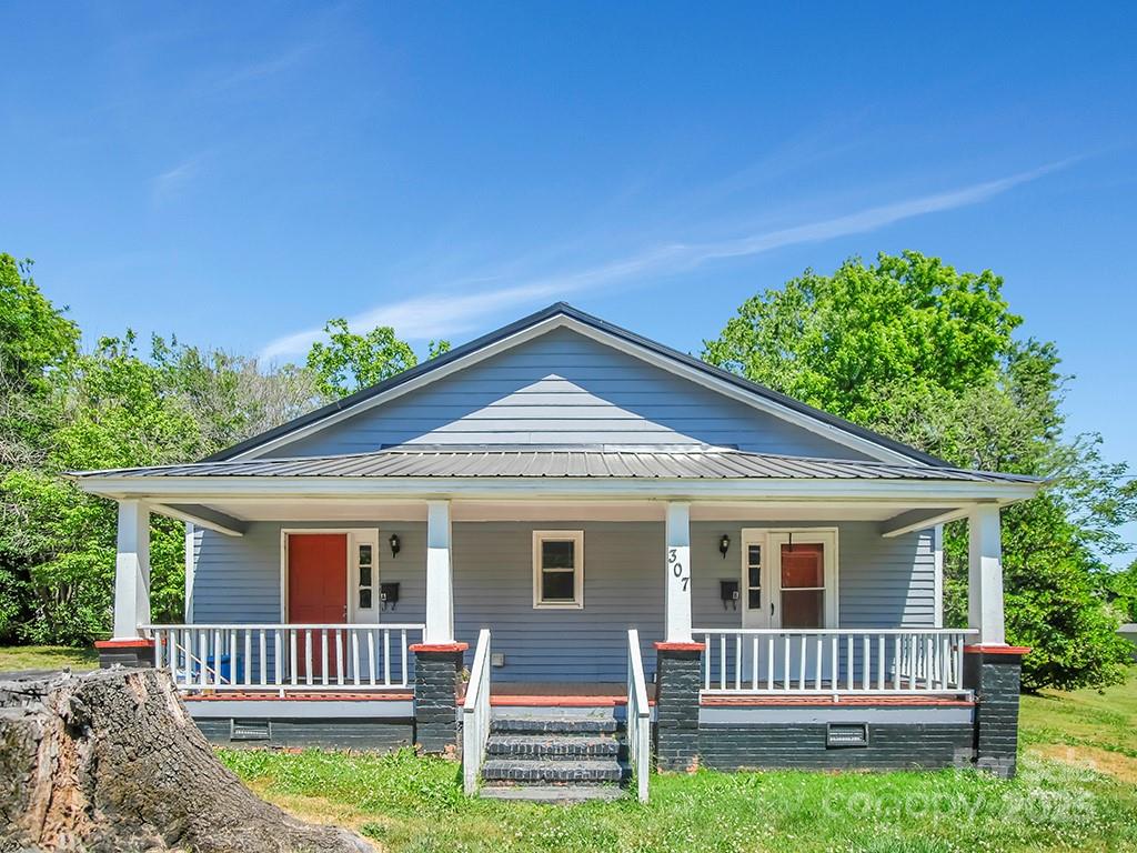 307 S Jacob Street Property Photo 1