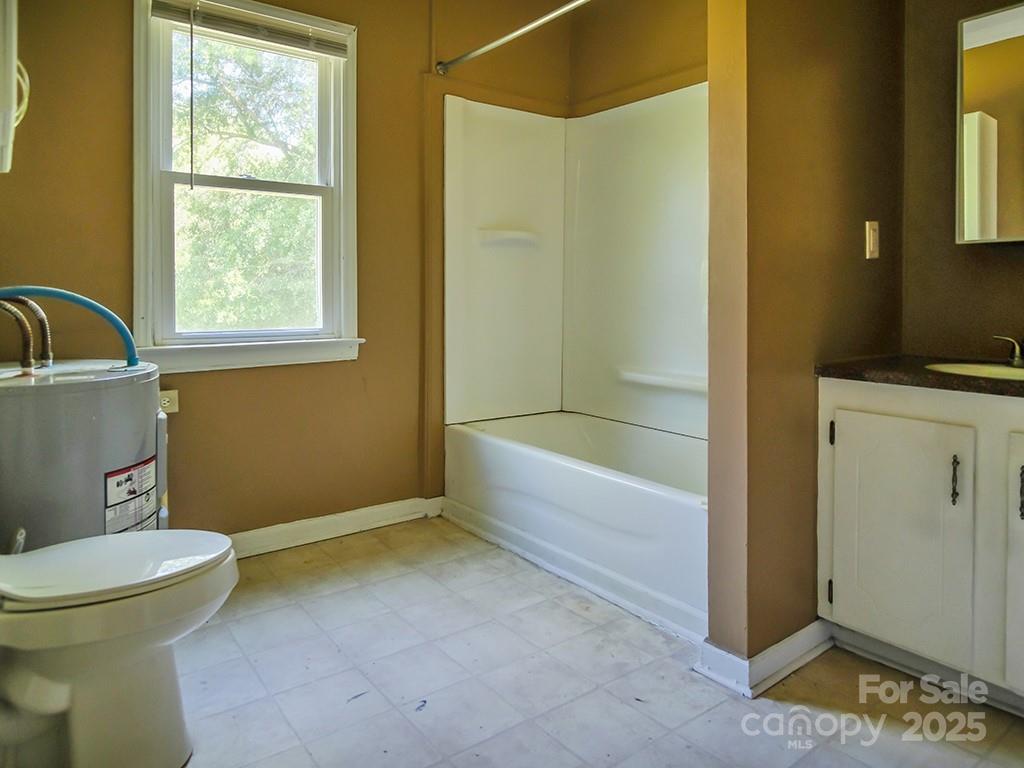 307 S Jacob Street Property Photo 6