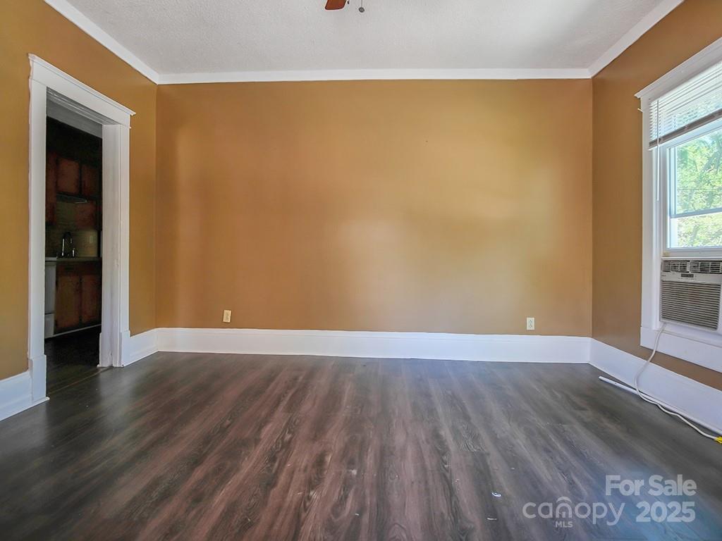 307 S Jacob Street Property Photo 13