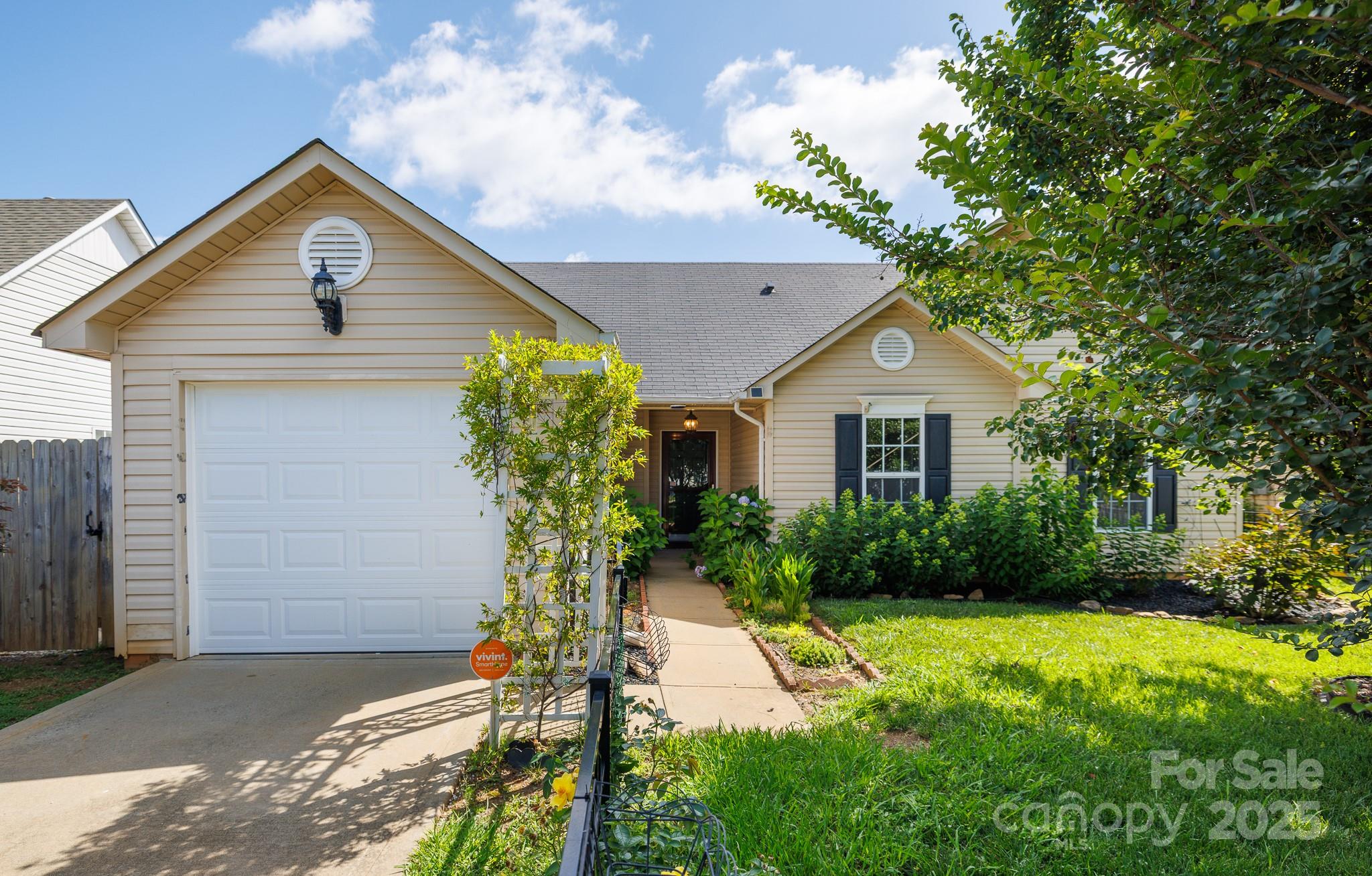 5806 Autumn Trace Lane Property Photo 1