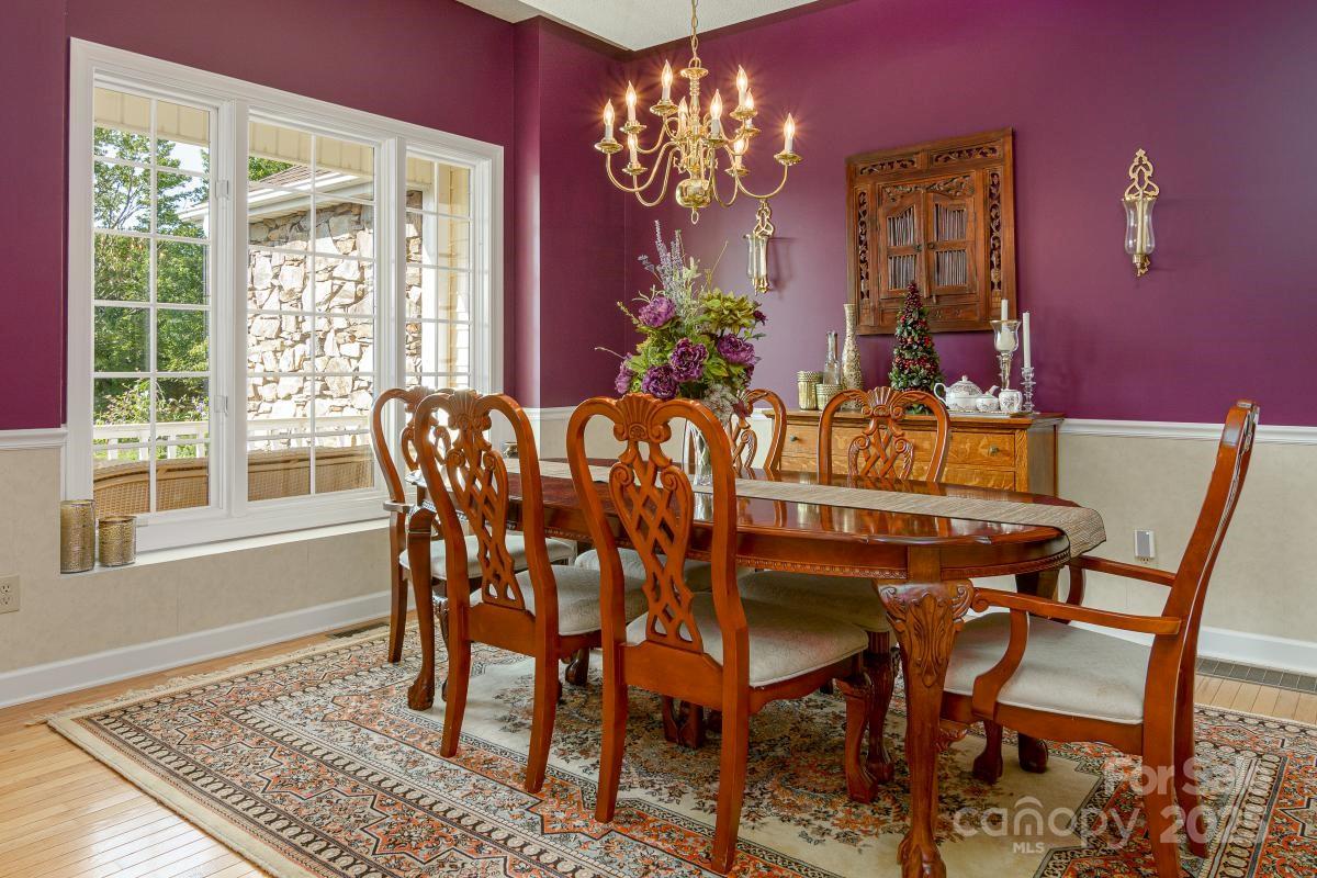 100 Bayberry Way Property Photo 12