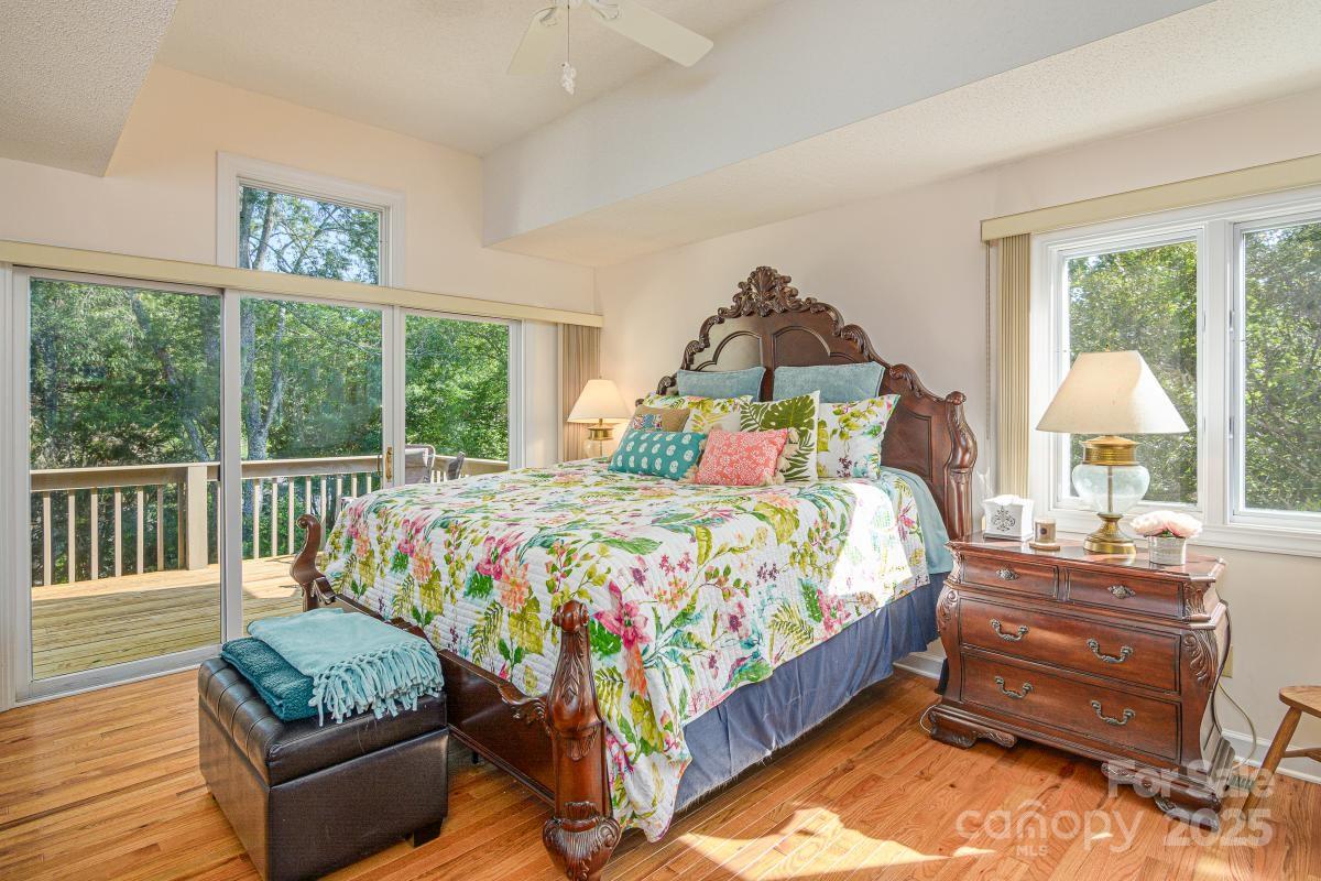 100 Bayberry Way Property Photo 19