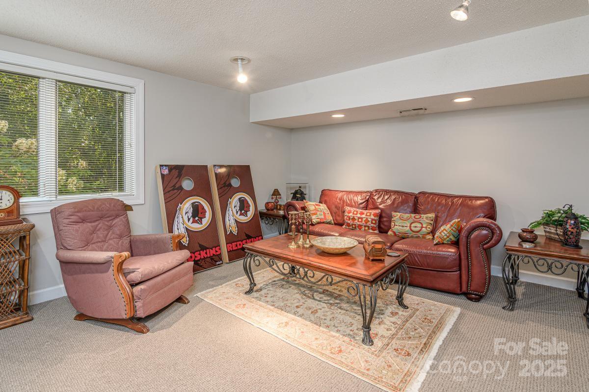 100 Bayberry Way Property Photo 25