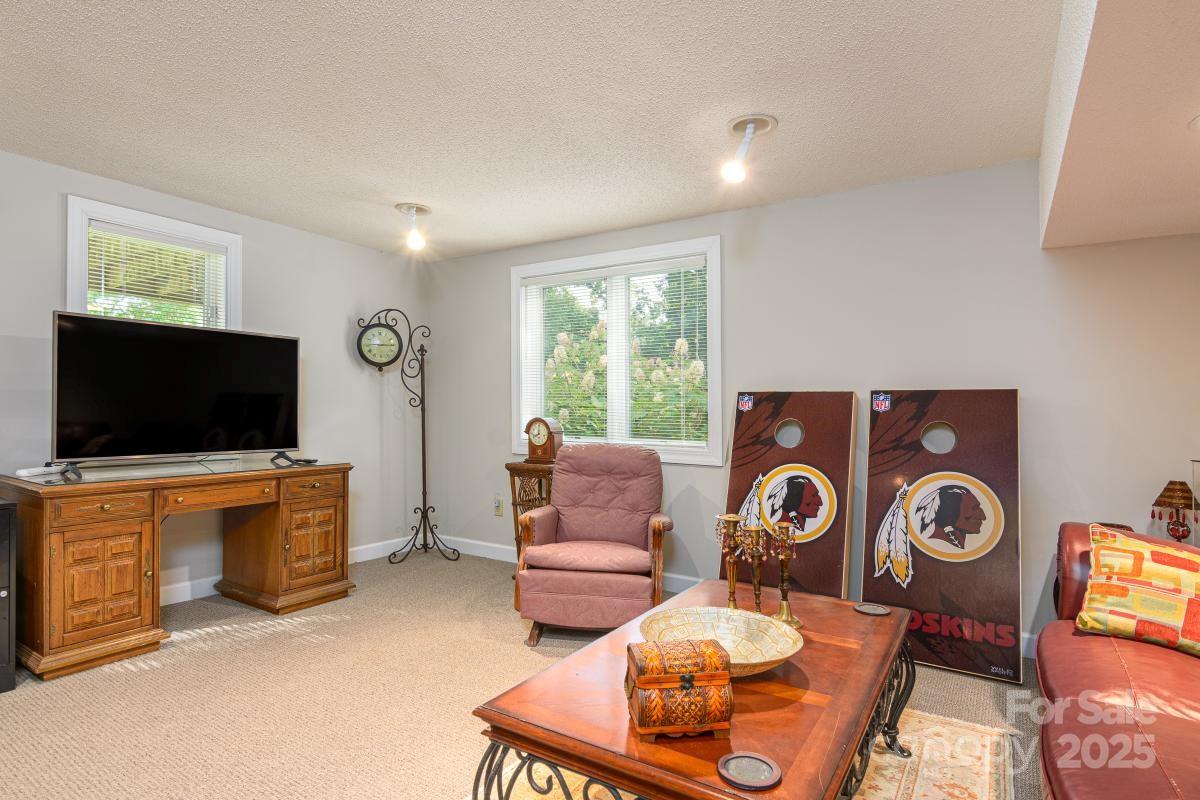 100 Bayberry Way Property Photo 26