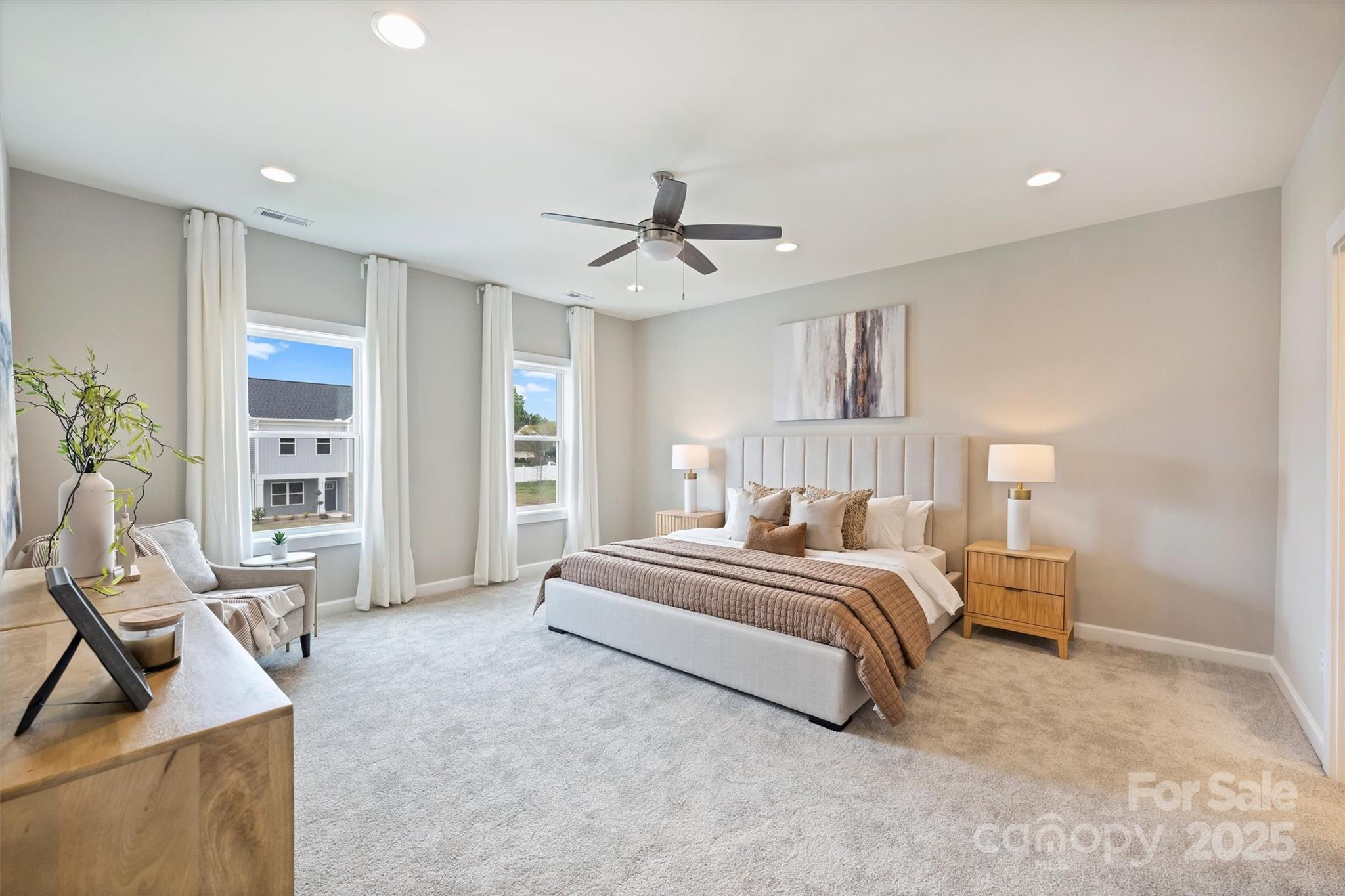 8032 Joy Crossing Lane Property Photo 10