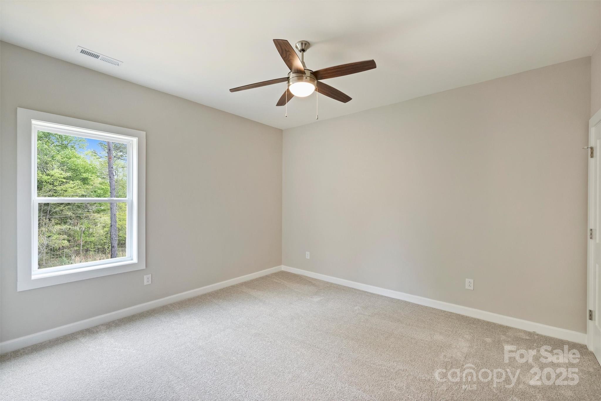 8032 Joy Crossing Lane Property Photo 15