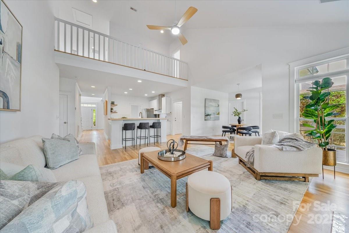 5728 Mantario Drive Property Photo 8