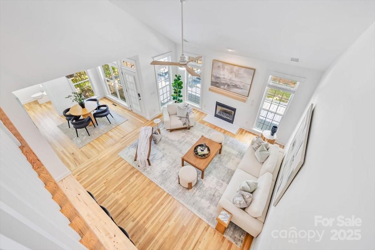 5728 Mantario Drive Property Photo 9