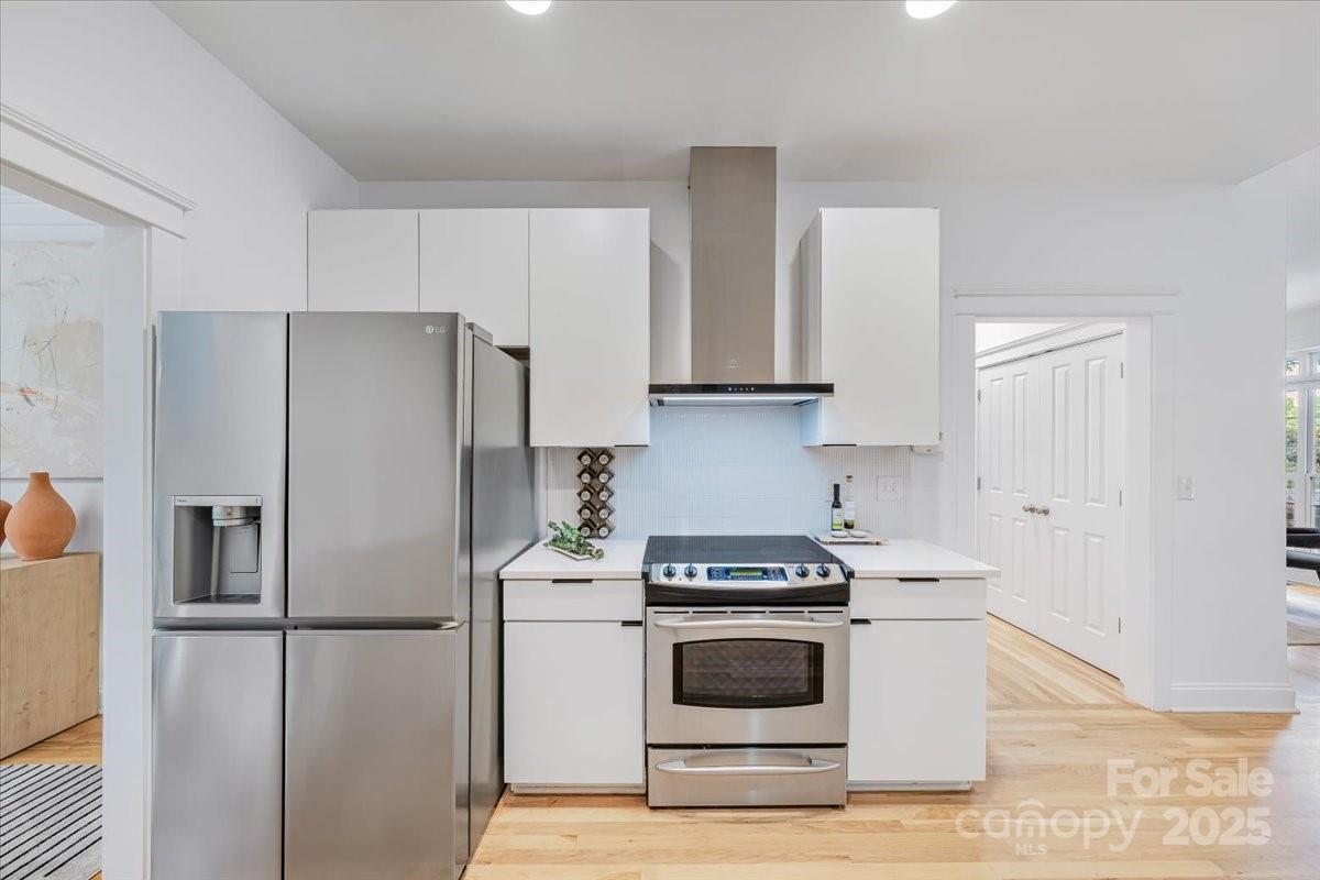 5728 Mantario Drive Property Photo 12