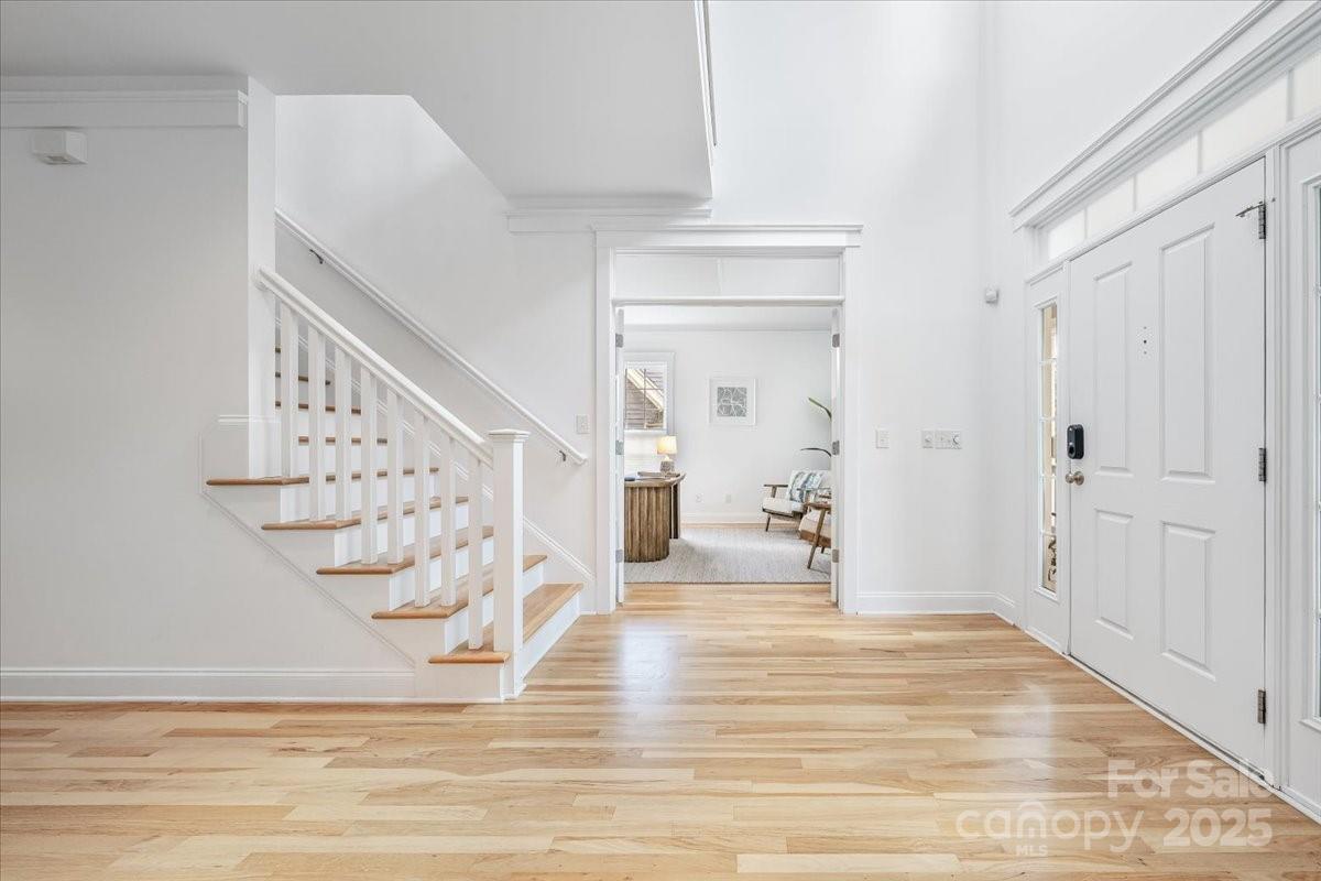 5728 Mantario Drive Property Photo 24