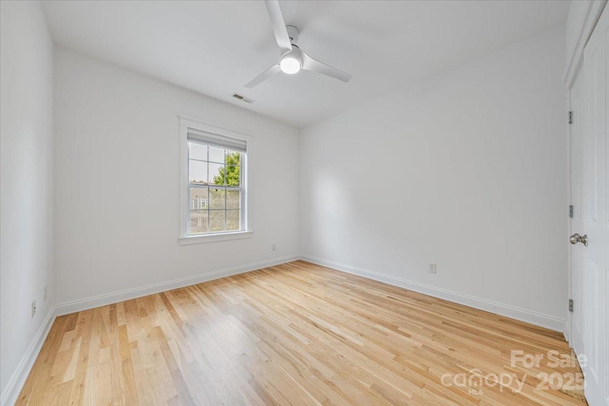 5728 Mantario Drive Property Photo 27