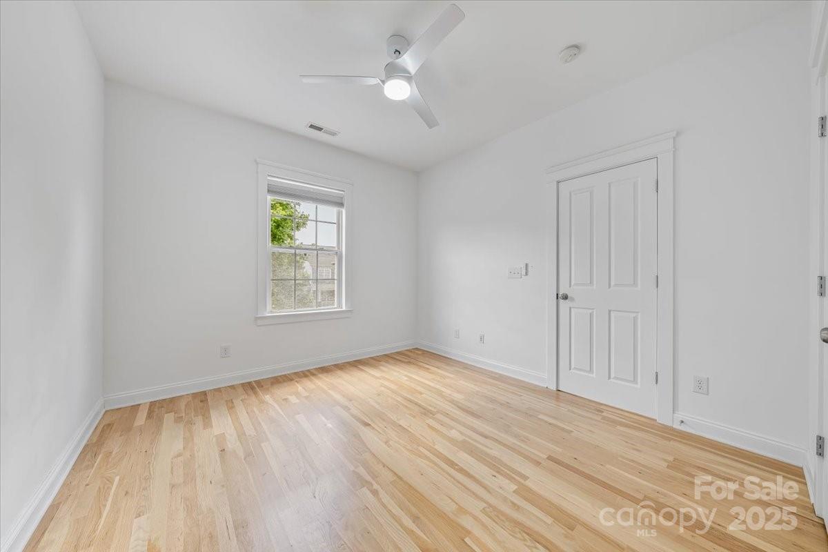 5728 Mantario Drive Property Photo 28