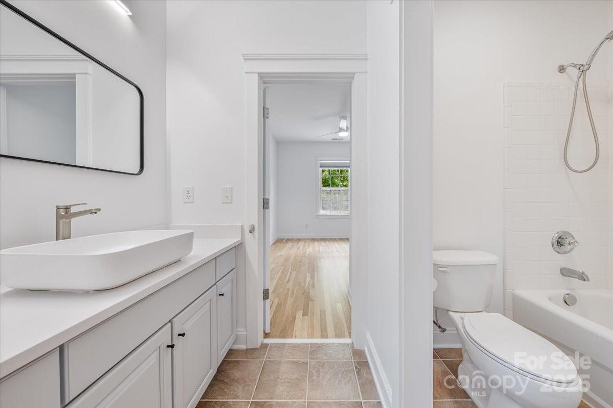 5728 Mantario Drive Property Photo 31