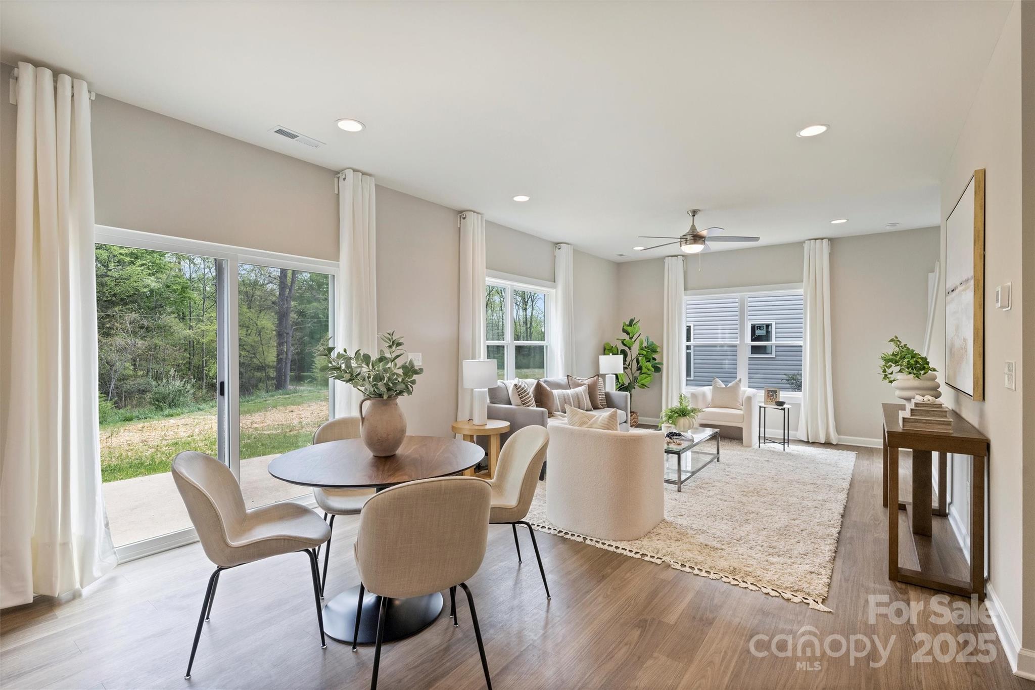 8036 Joy Crossing Lane Property Photo 7