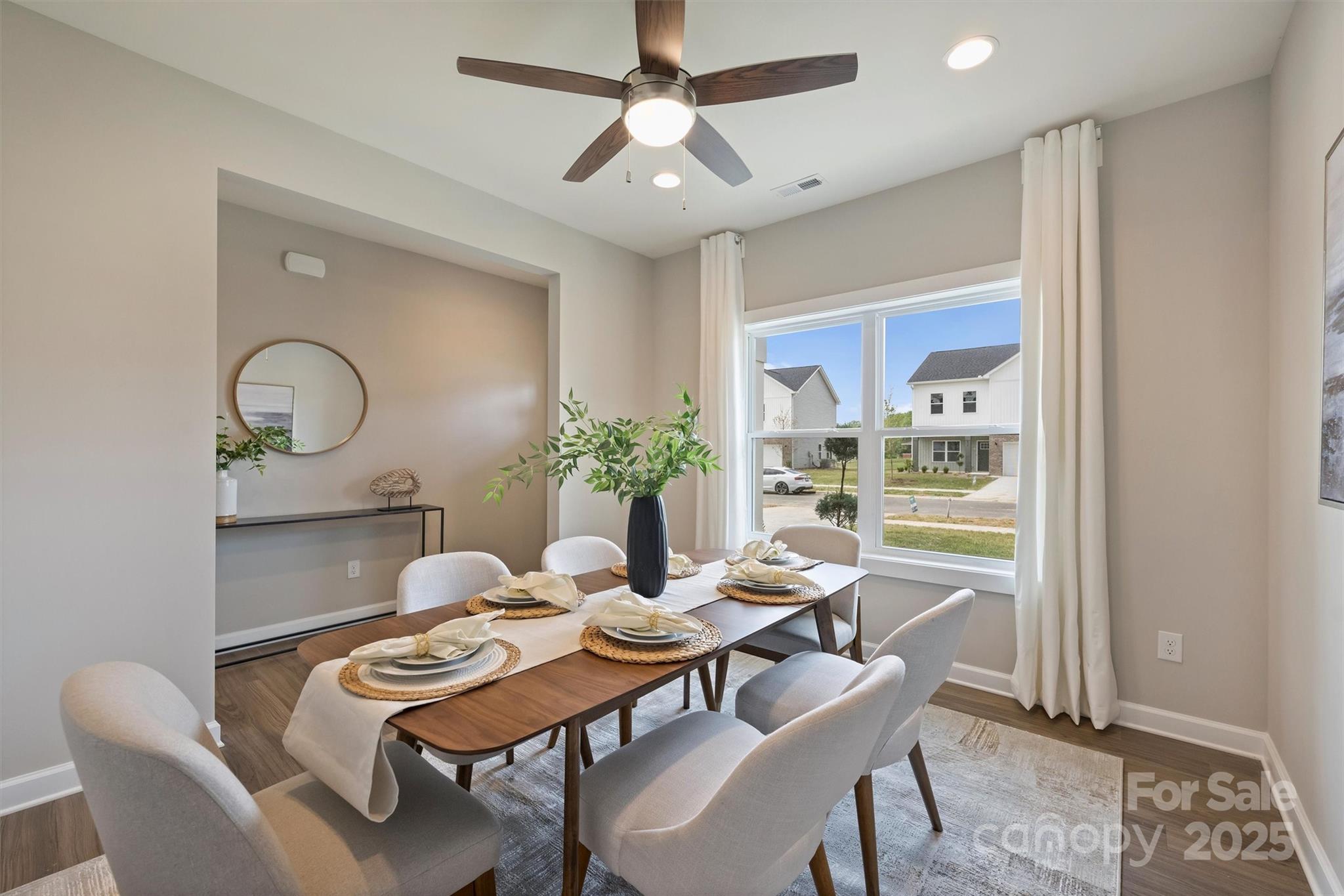 8036 Joy Crossing Lane Property Photo 9