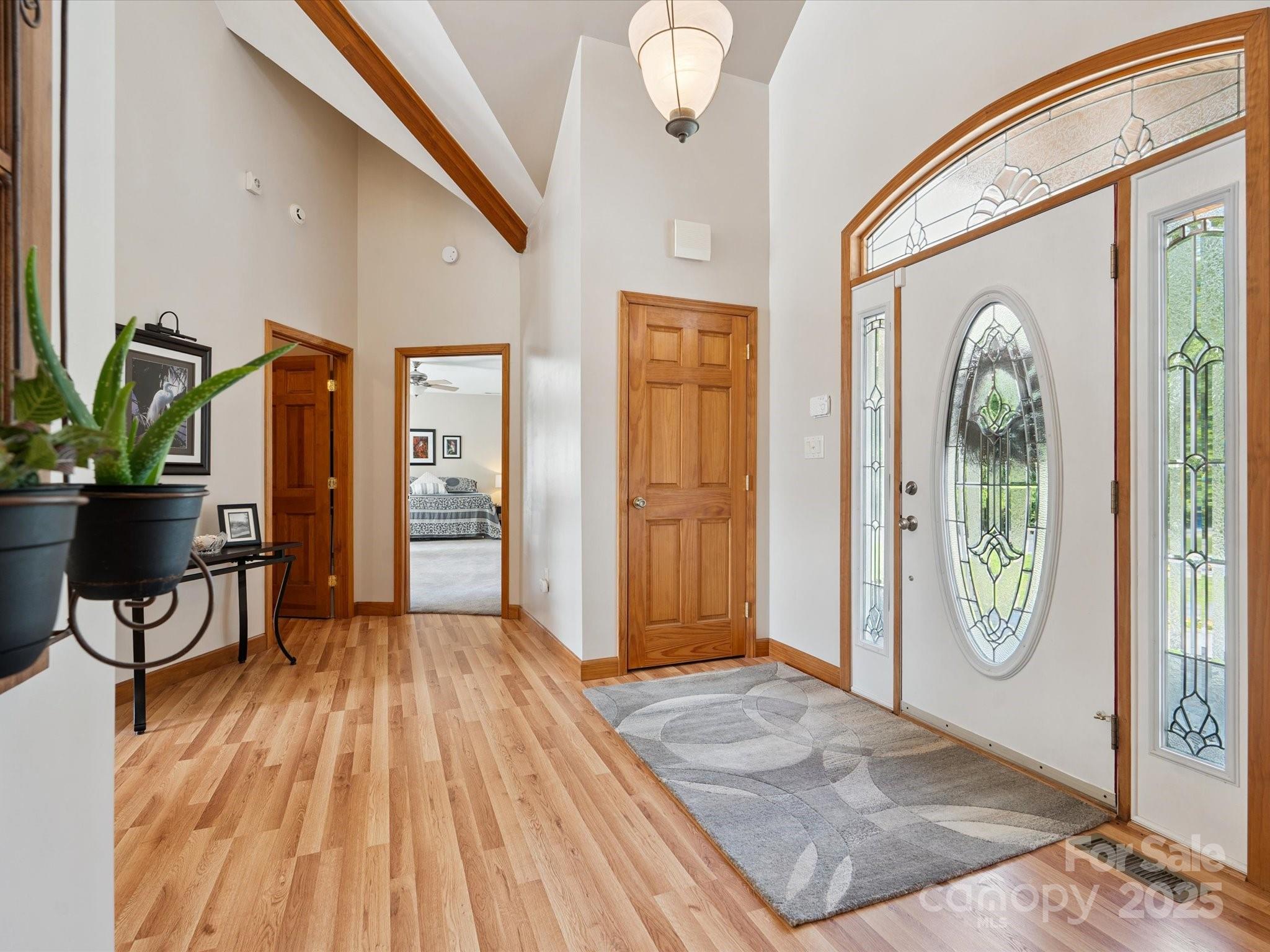 887 Living Waters Drive Property Photo 6