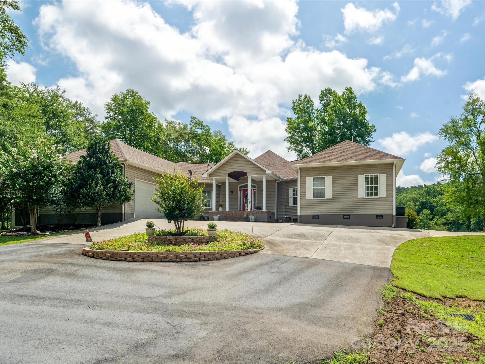 887 Living Waters Drive Property Photo 26