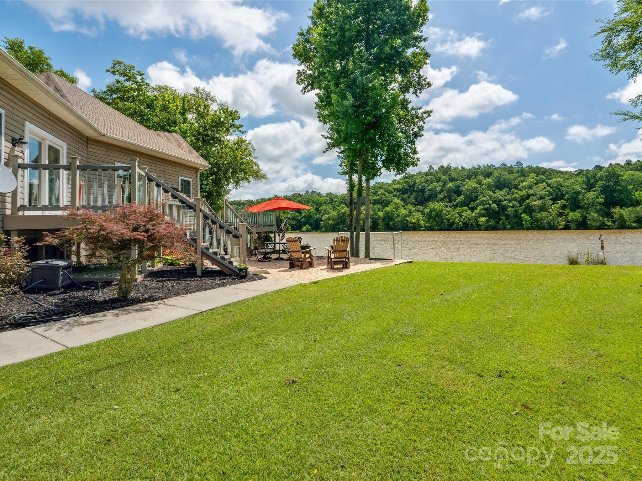 887 Living Waters Drive Property Photo 28