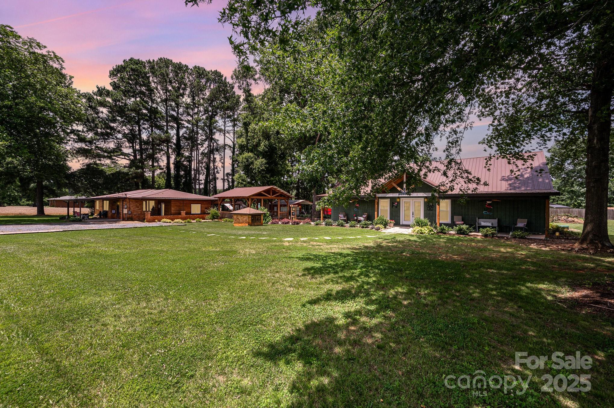 835 Holshouser Road Property Photo 6