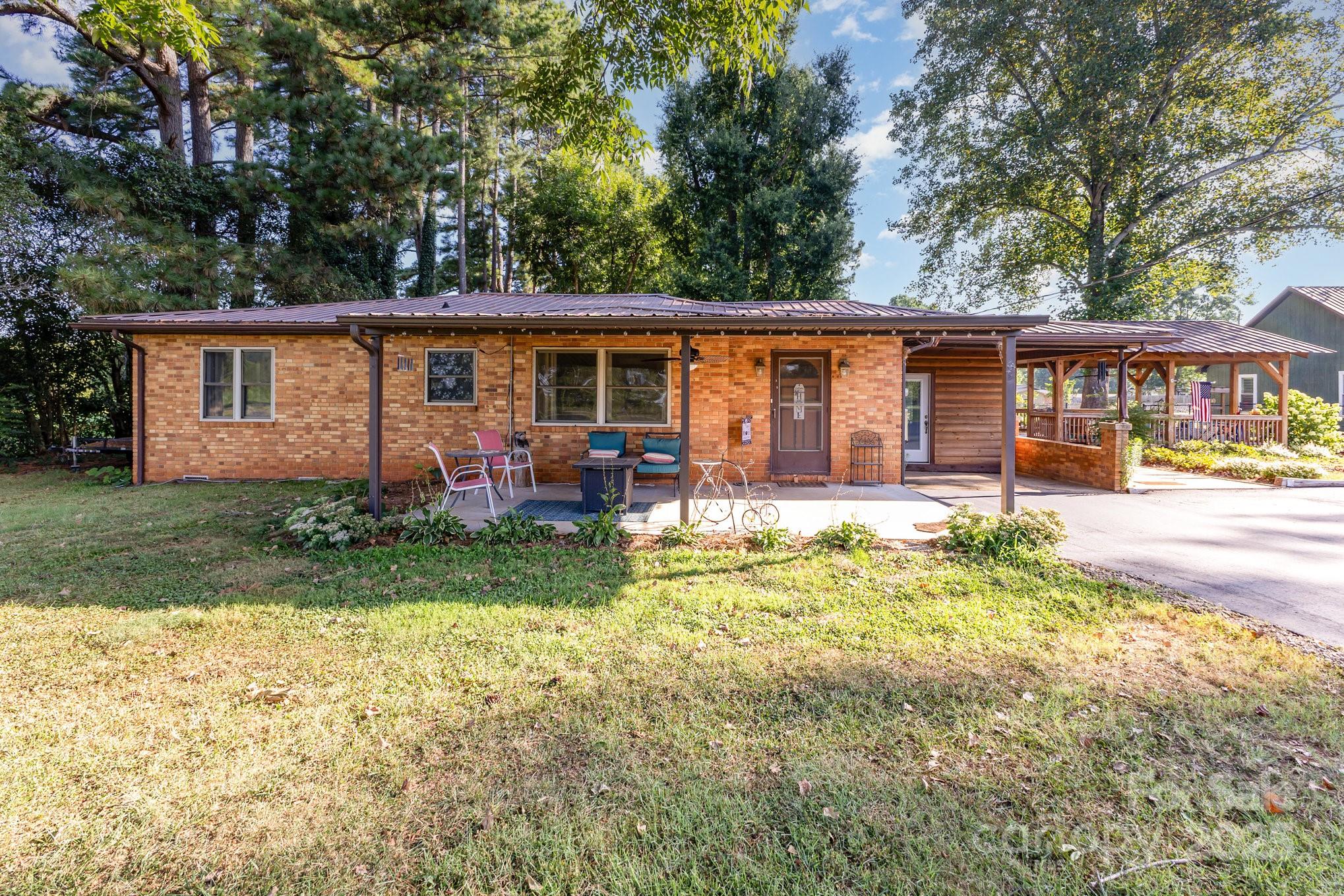 835 Holshouser Road Property Photo 7