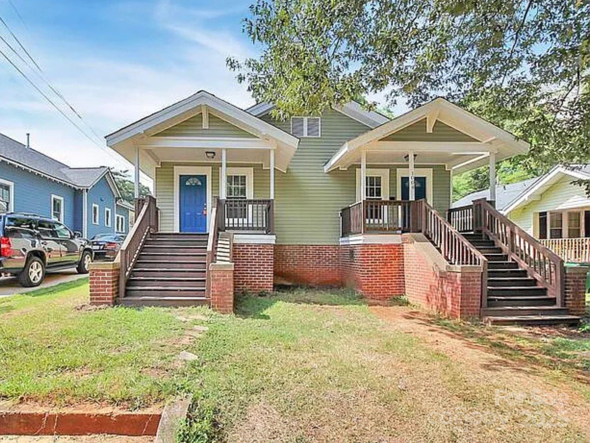 1004 Vanizer Street Property Photo 2