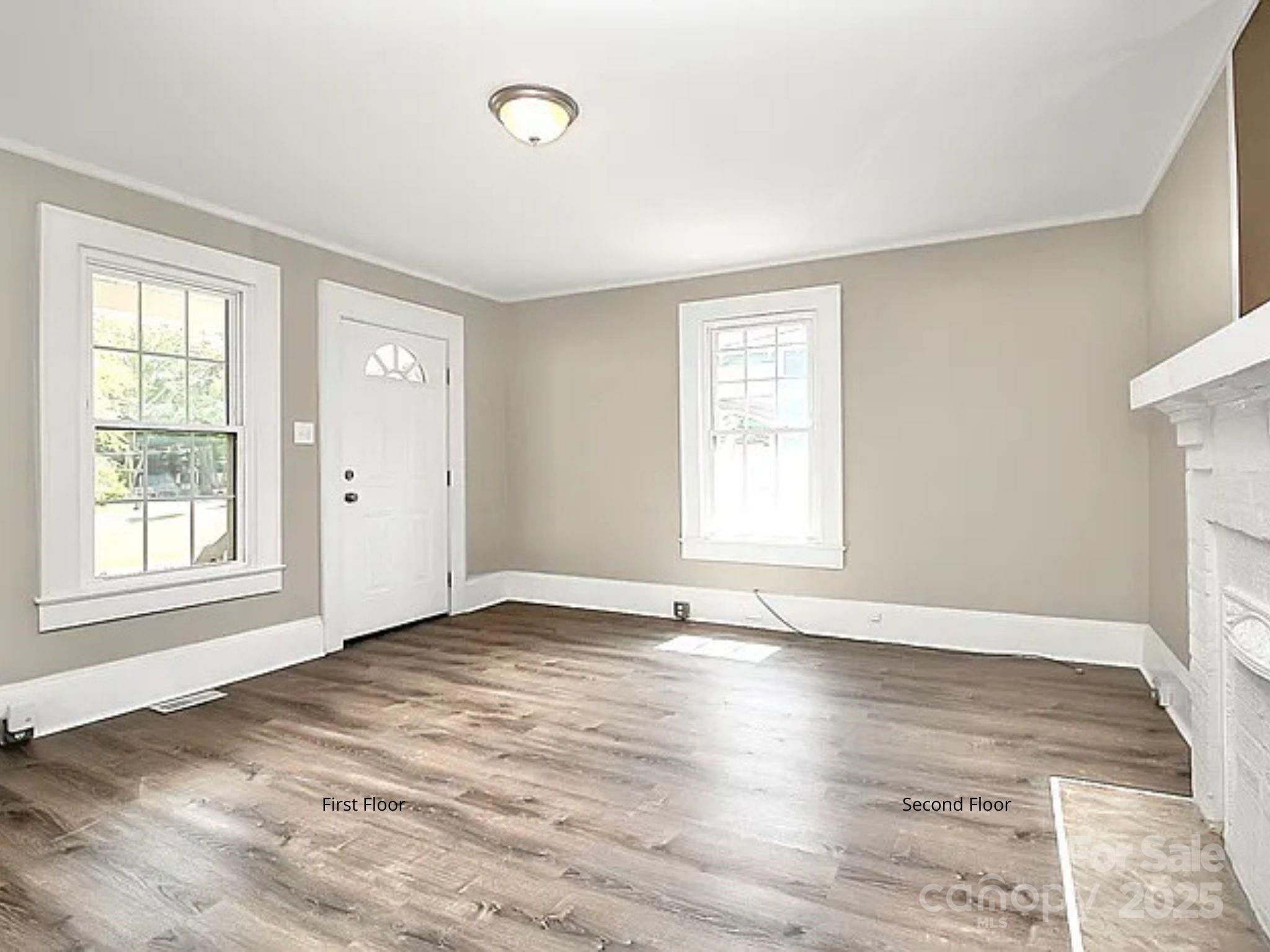 1004 Vanizer Street Property Photo 4