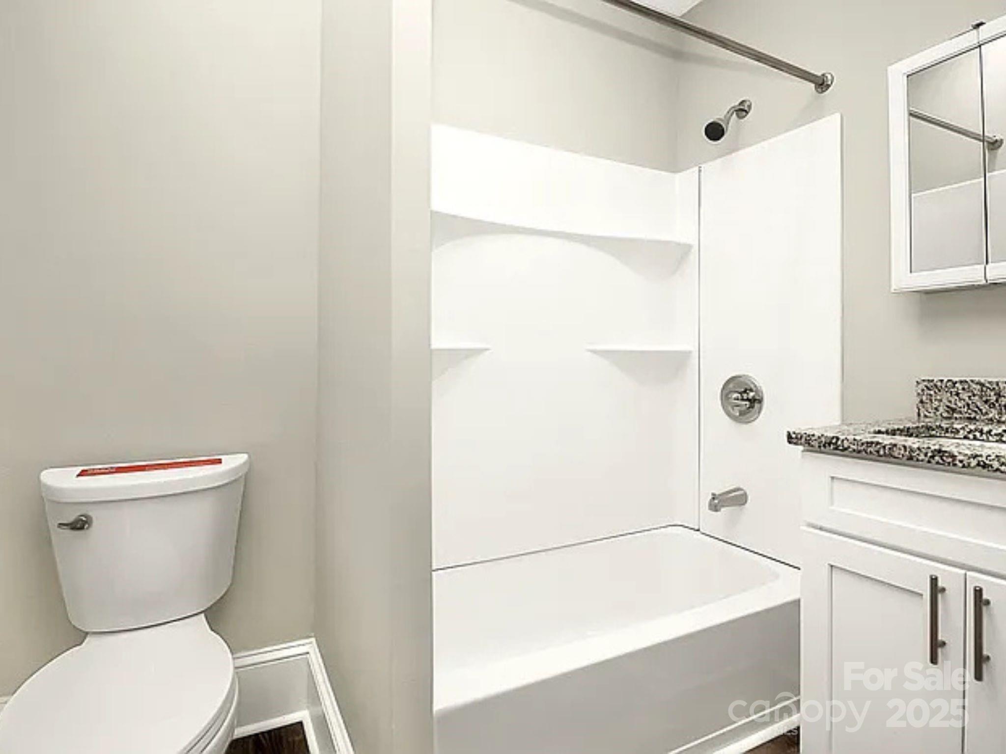 1004 Vanizer Street Property Photo 11