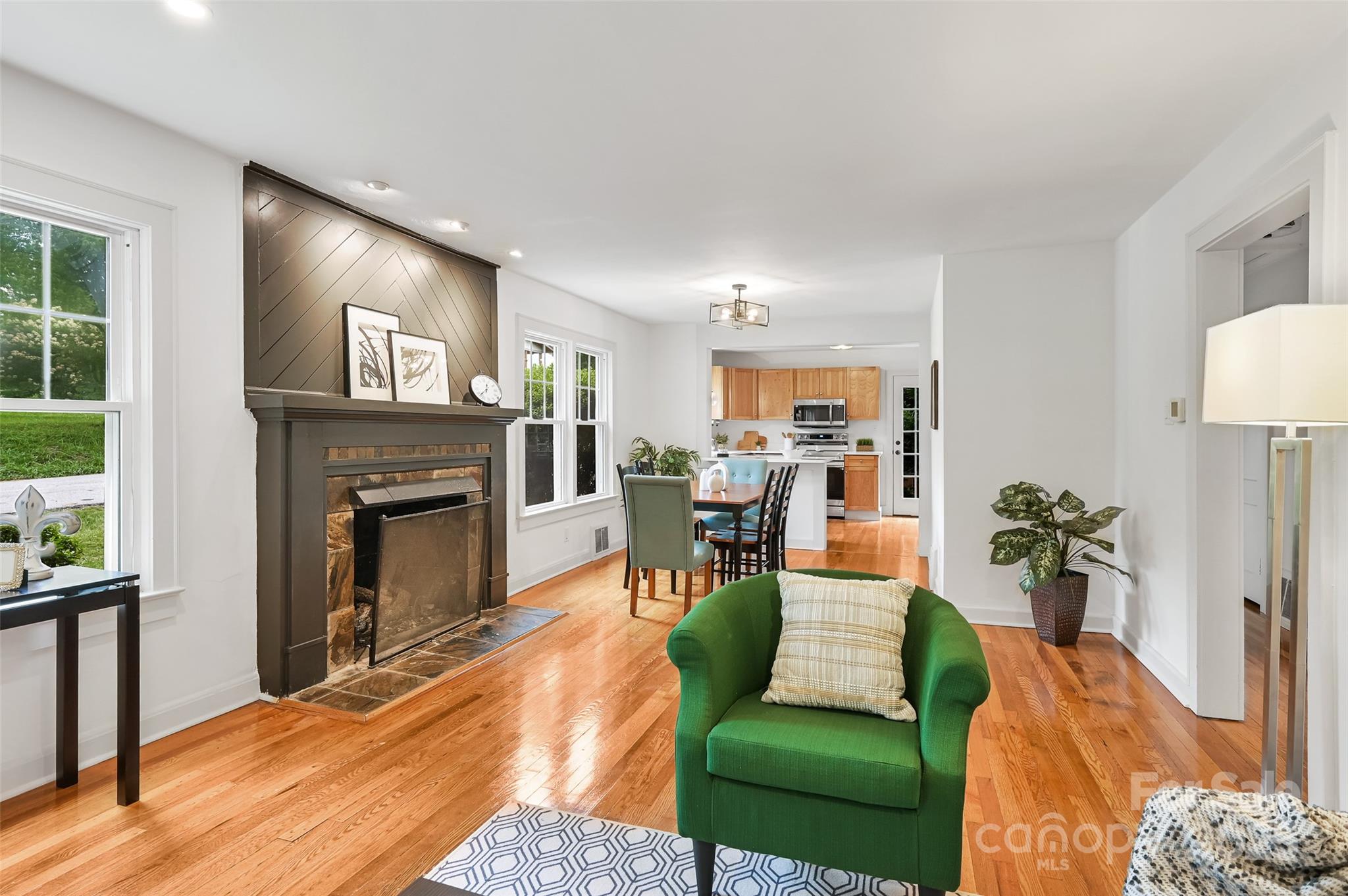 14 Monroe Street Property Photo 32