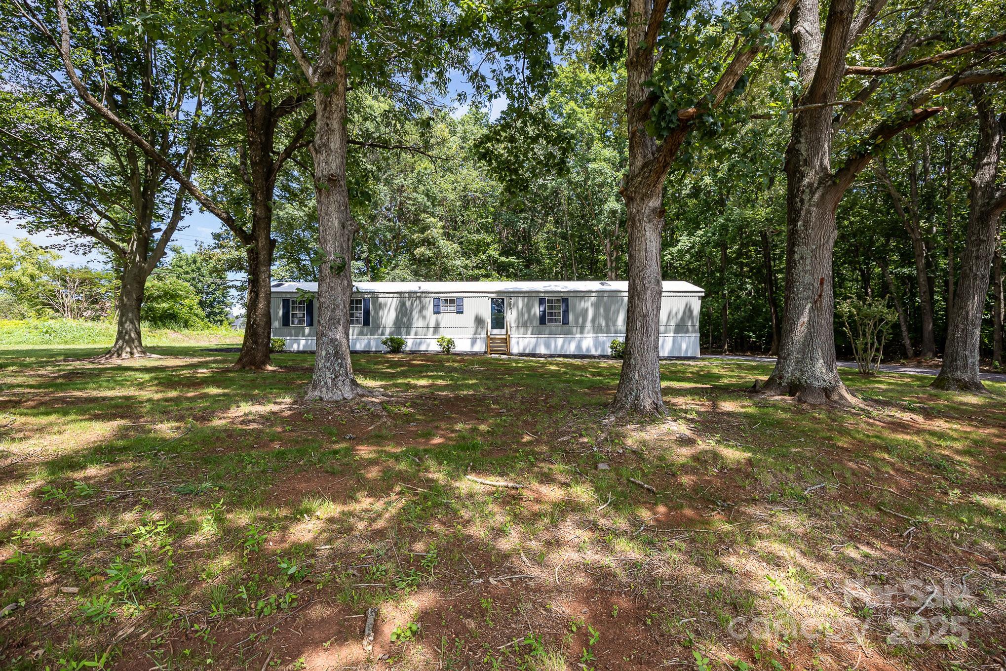 433 Gun Club Road Property Photo 1