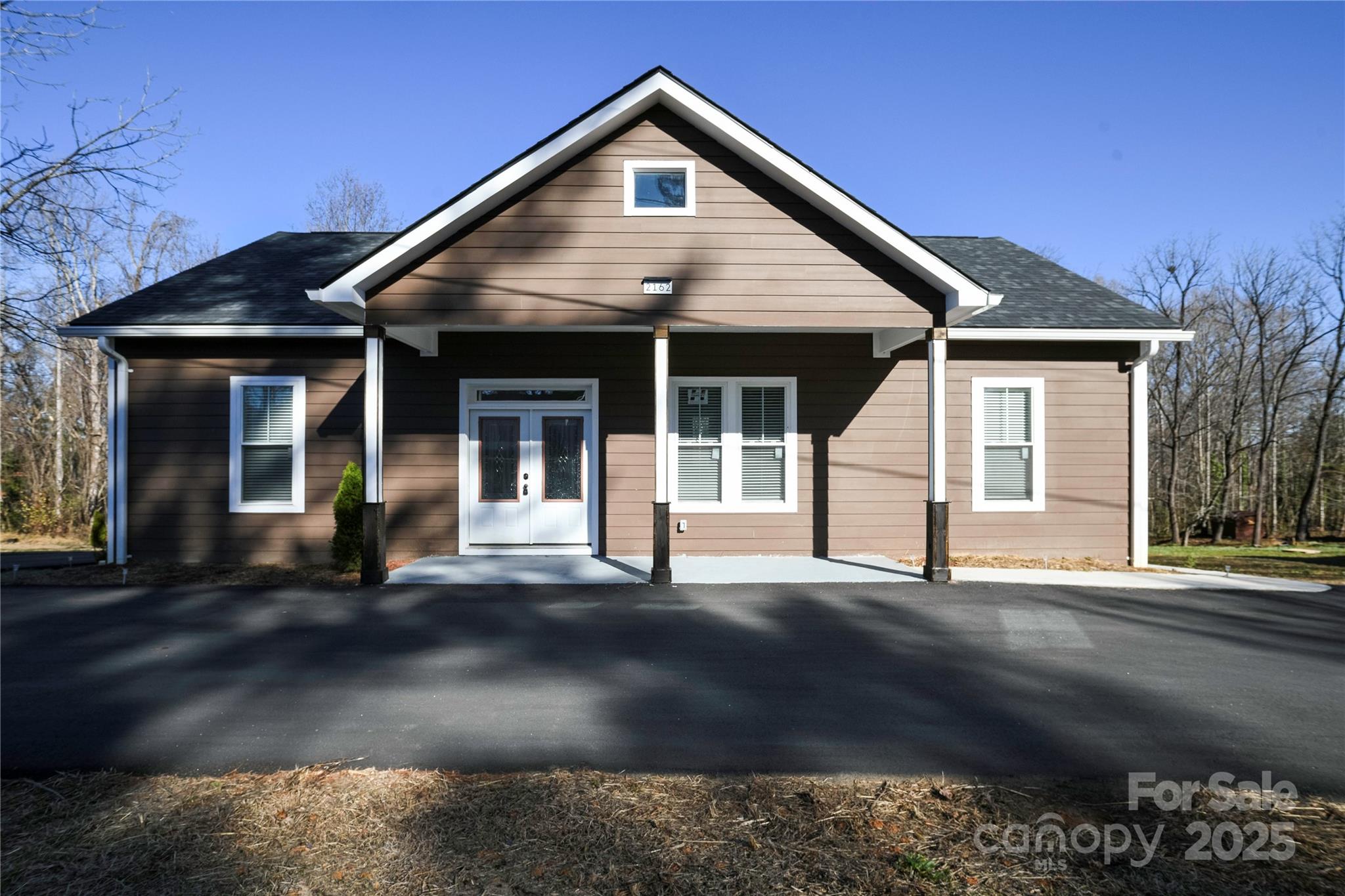 2162 Watson Road Property Photo 1