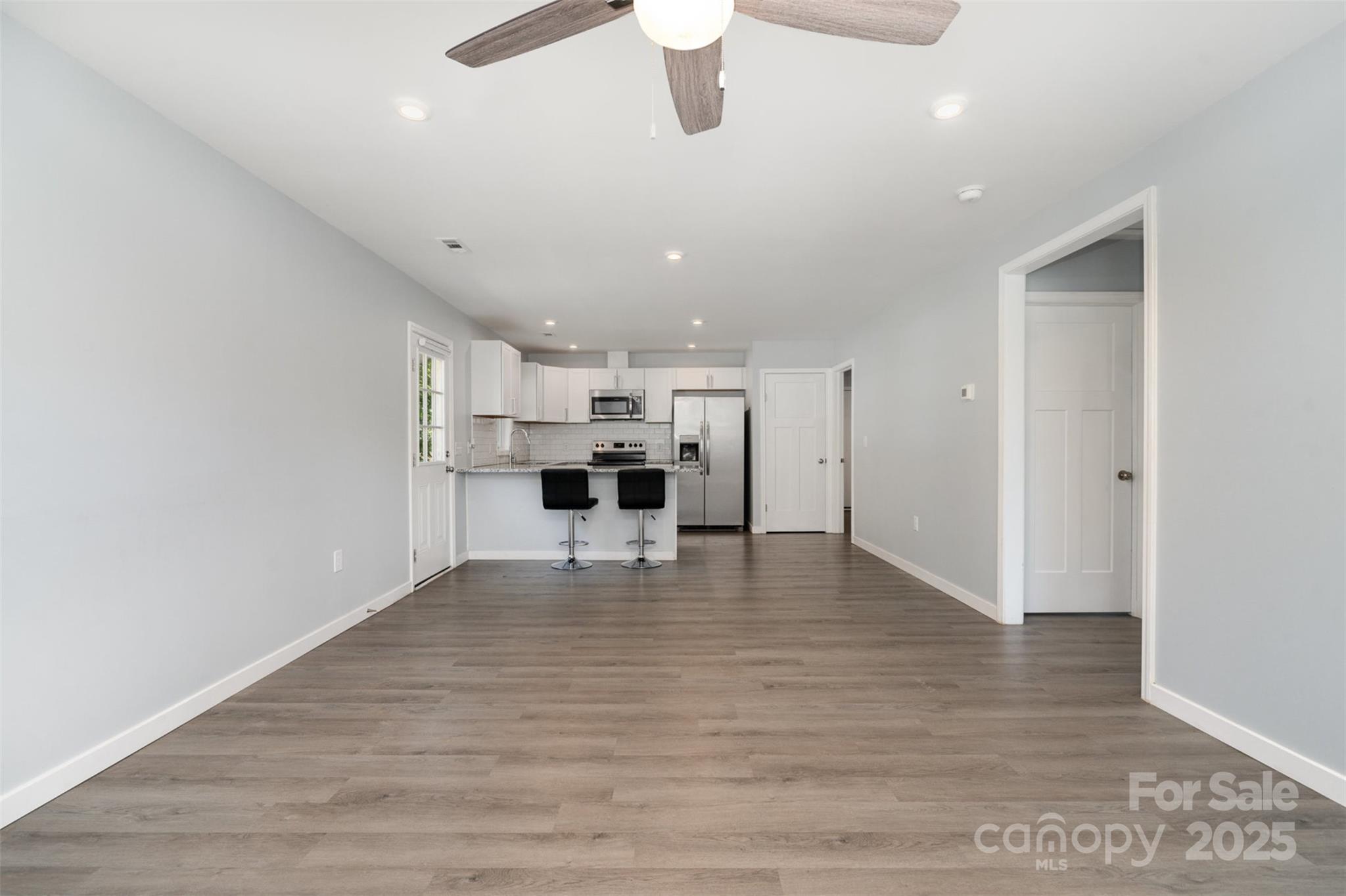 213 Pinewood Drive Property Photo 3