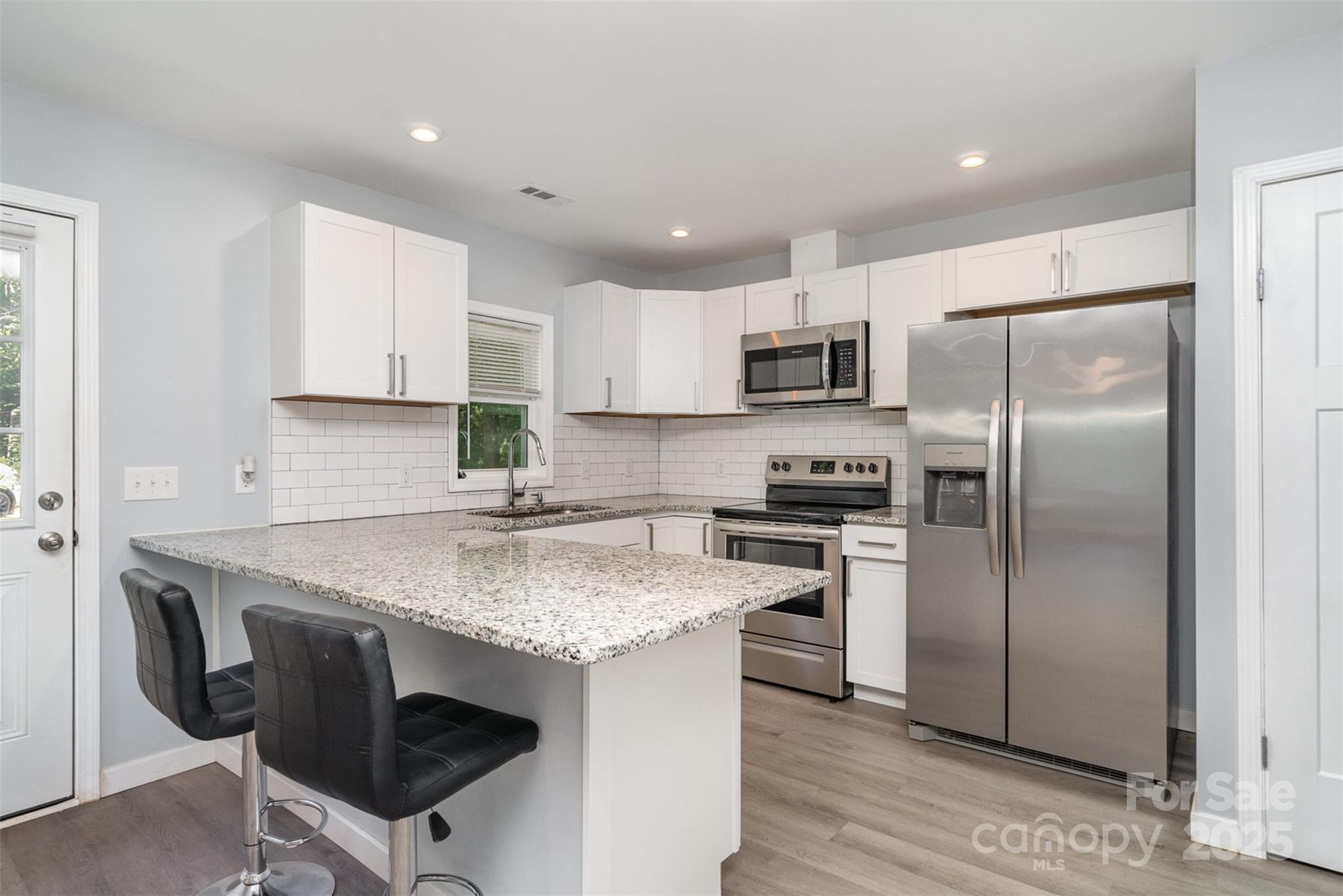 213 Pinewood Drive Property Photo 8