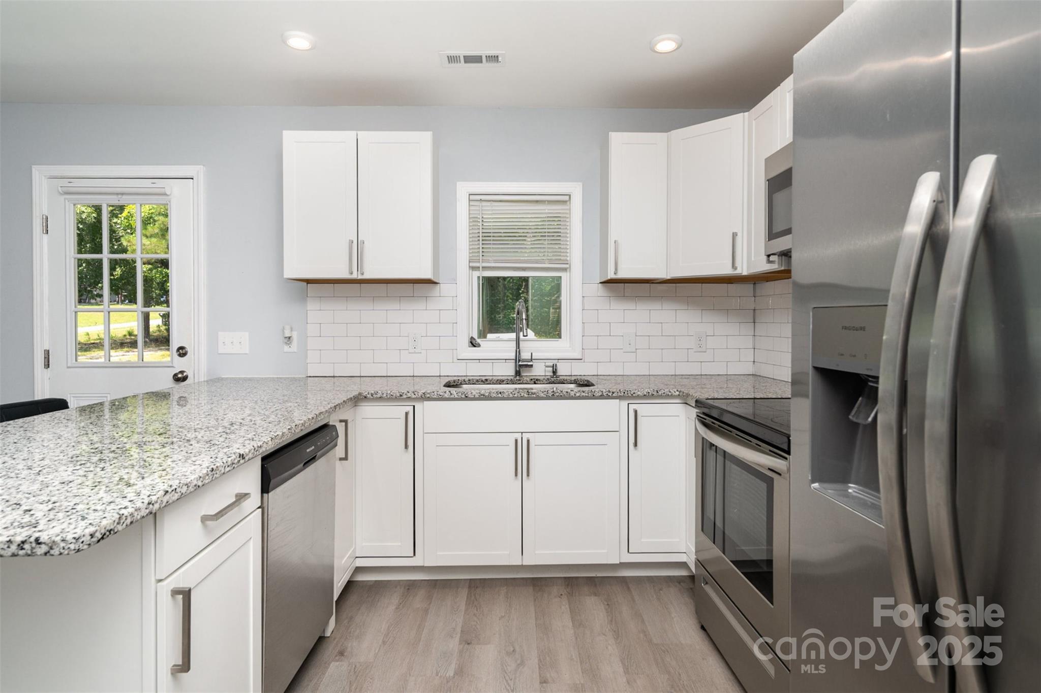 213 Pinewood Drive Property Photo 9