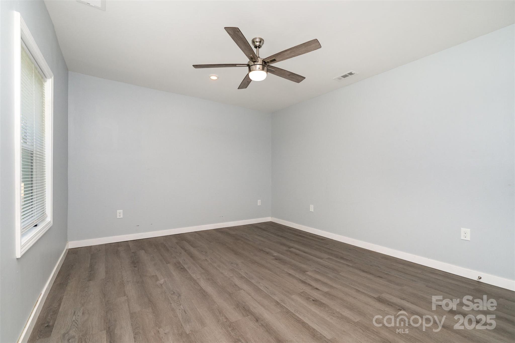 213 Pinewood Drive Property Photo 16