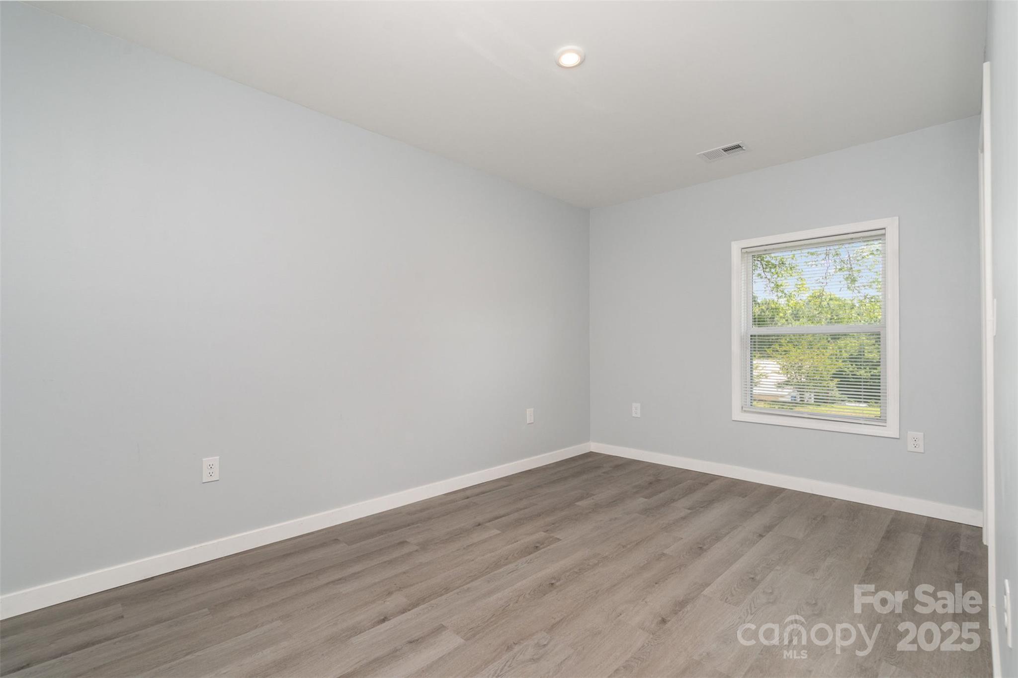 213 Pinewood Drive Property Photo 22