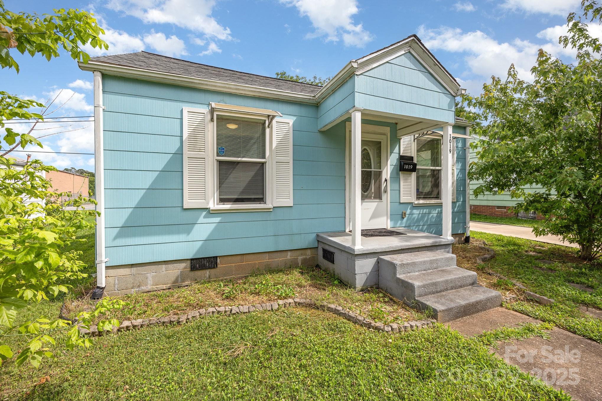 1019 Richard Street Property Photo 3