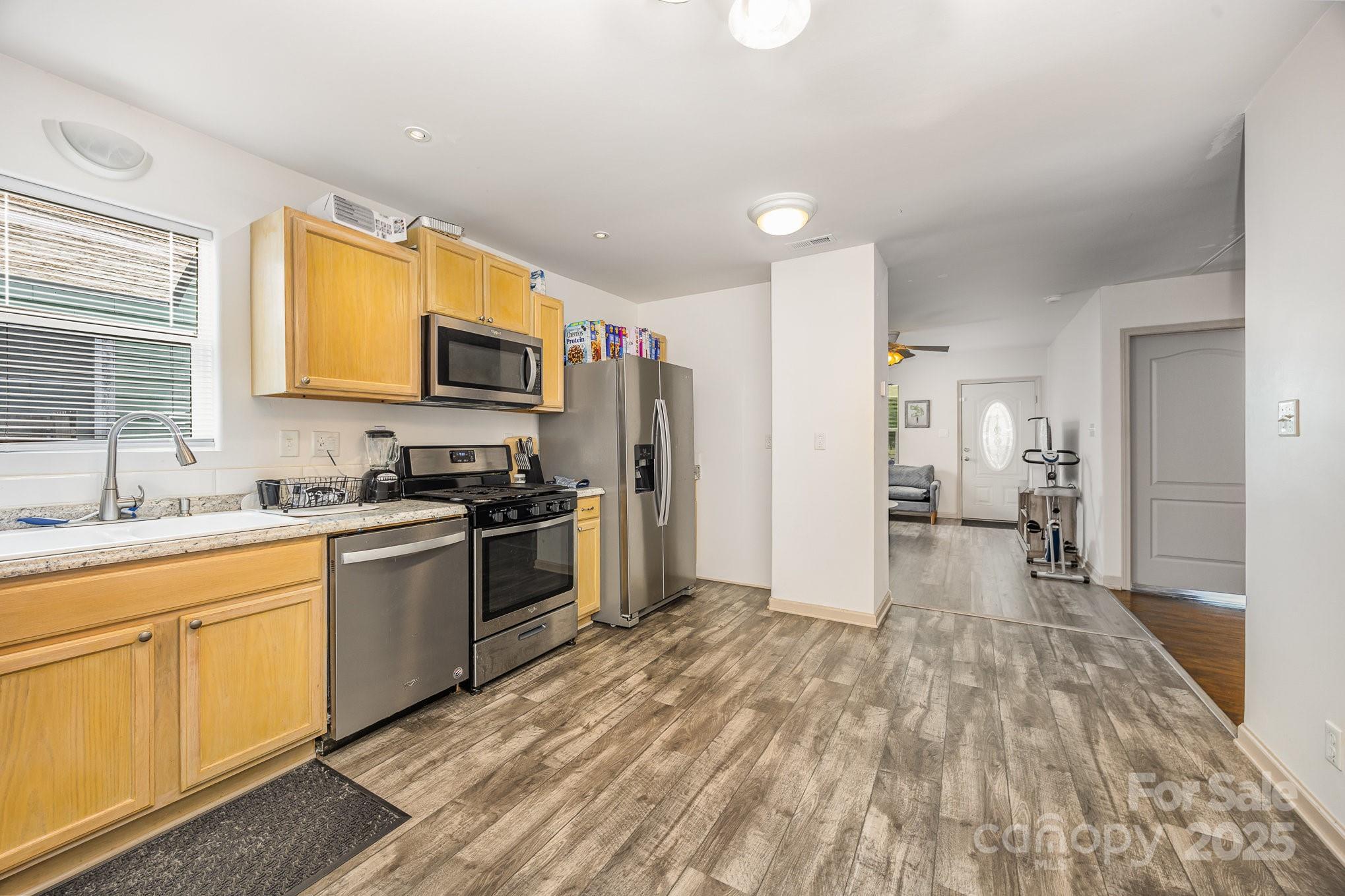 1019 Richard Street Property Photo 9