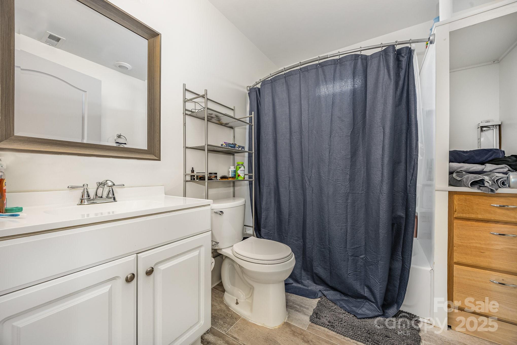 1019 Richard Street Property Photo 16