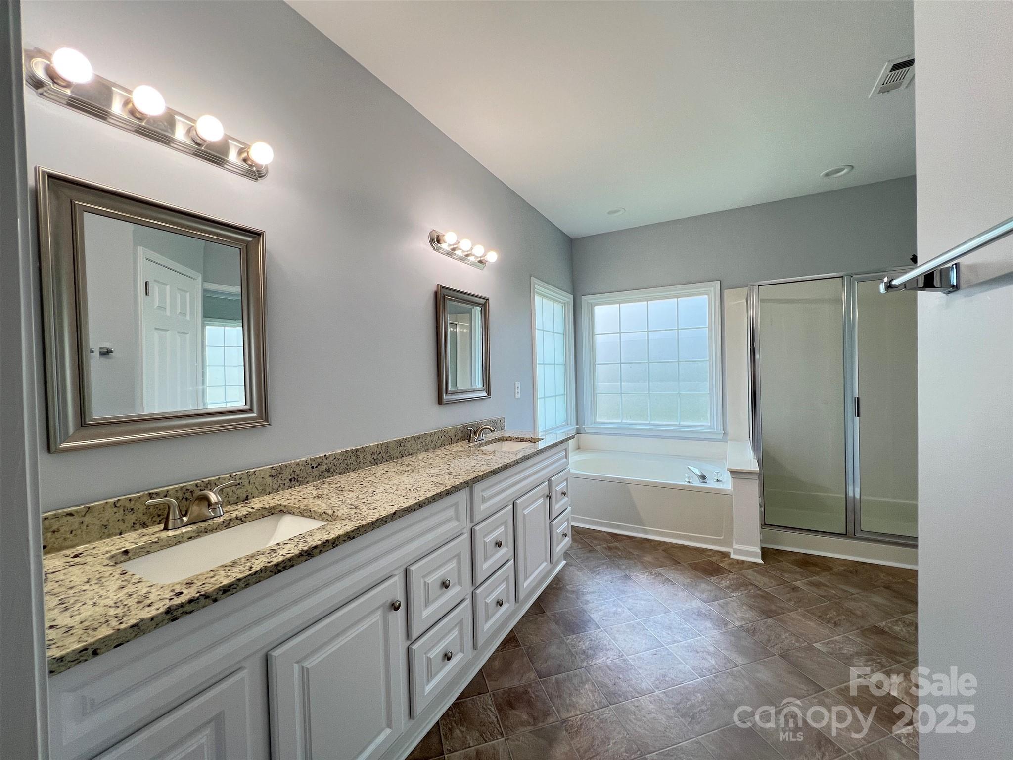 2609 Lamp Post Lane Property Photo 24