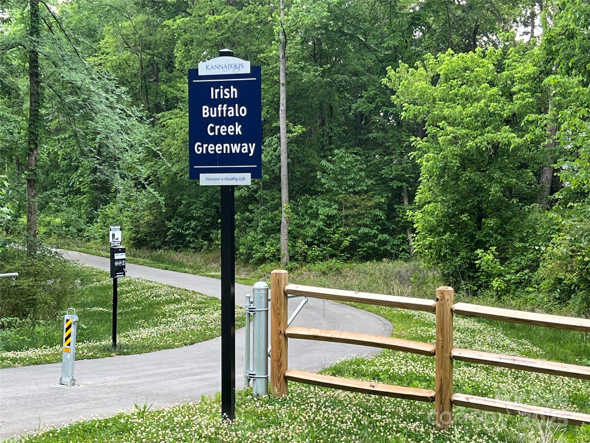 2609 Lamp Post Lane Property Photo 42