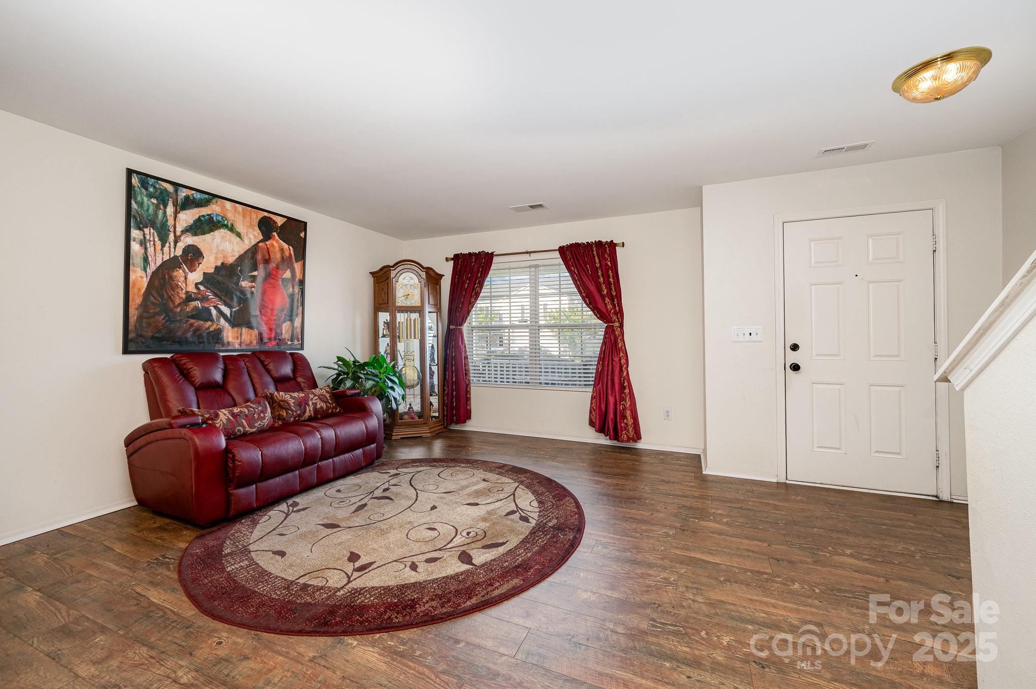 9822 Bayview Parkway Property Photo 5